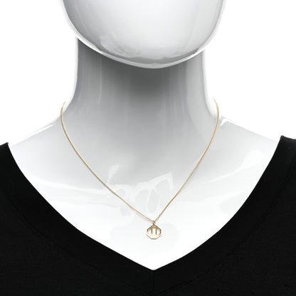 Tiffany 18K Yellow Gold Paloma Picasso Zellige Pendant Necklace 2 of 4