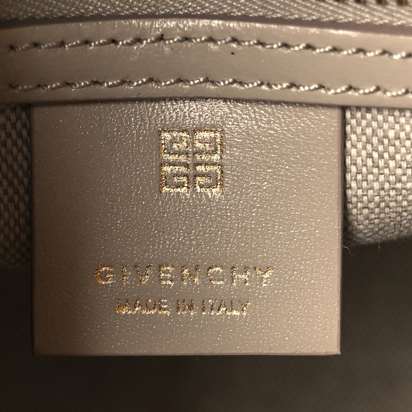 Smooth Calfskin Mini Antigona Beige Buff