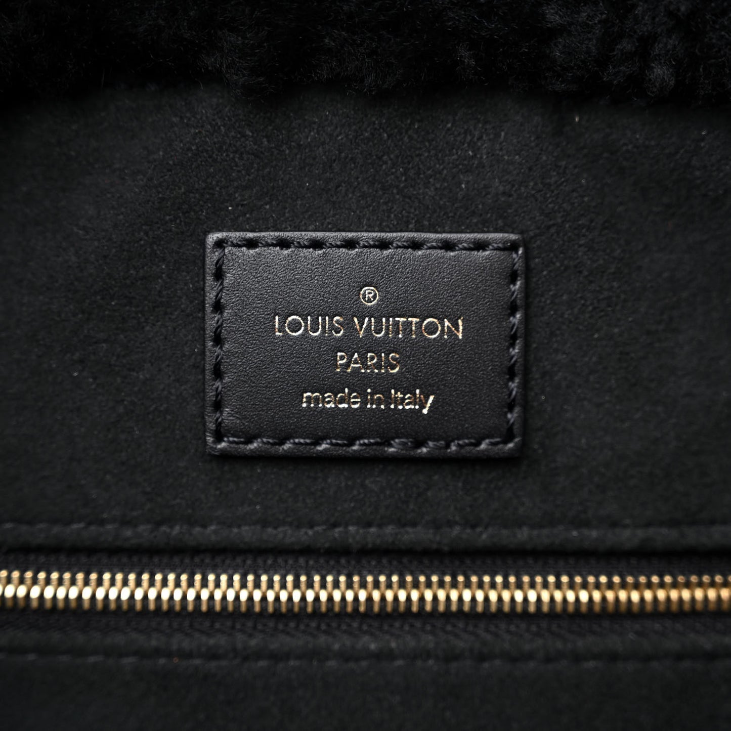 Shearling Monogram Giant Teddy Onthego GM Black Red