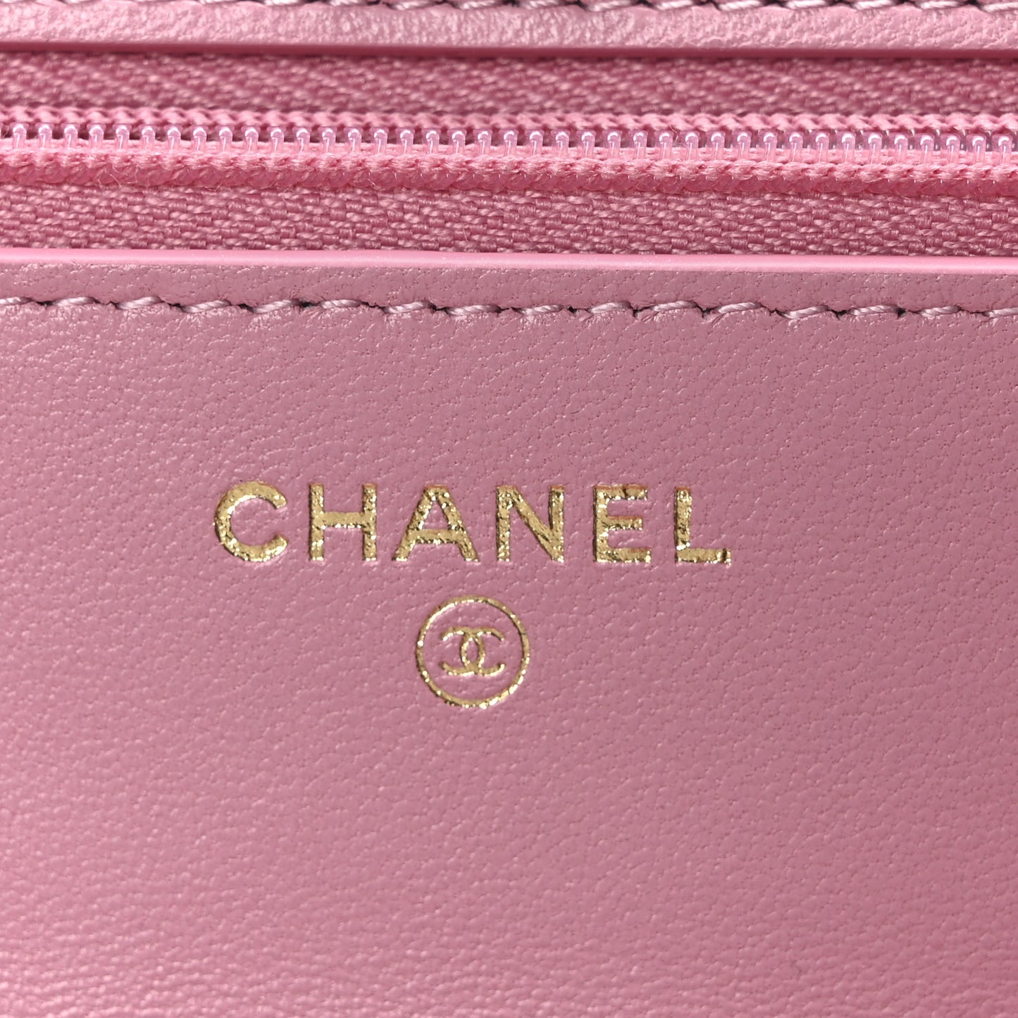 Lambskin Quilted Strass On Top Wallet On Chain Pink
