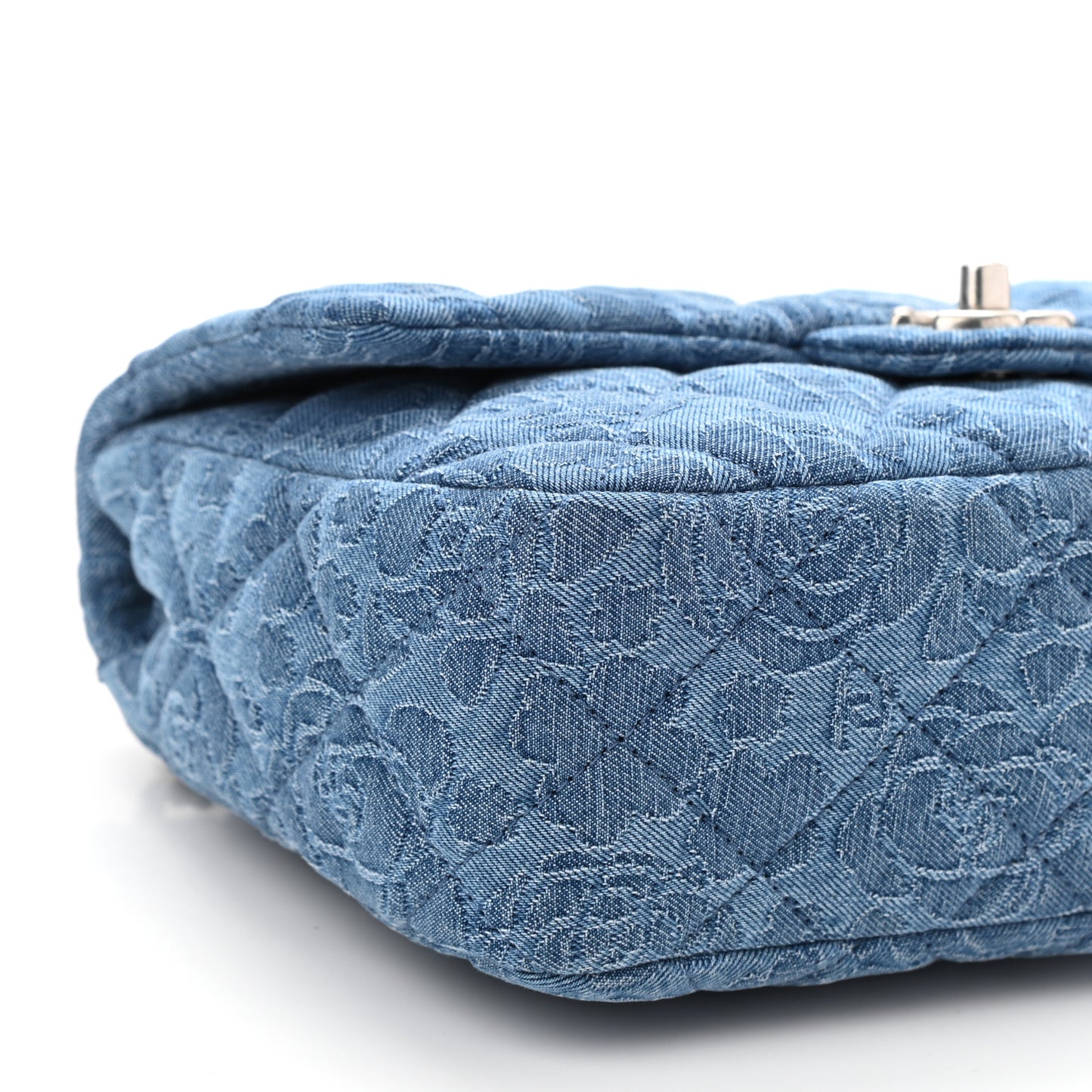 Denim Quilted Medium Camellia Sweetheart Flap Blue
