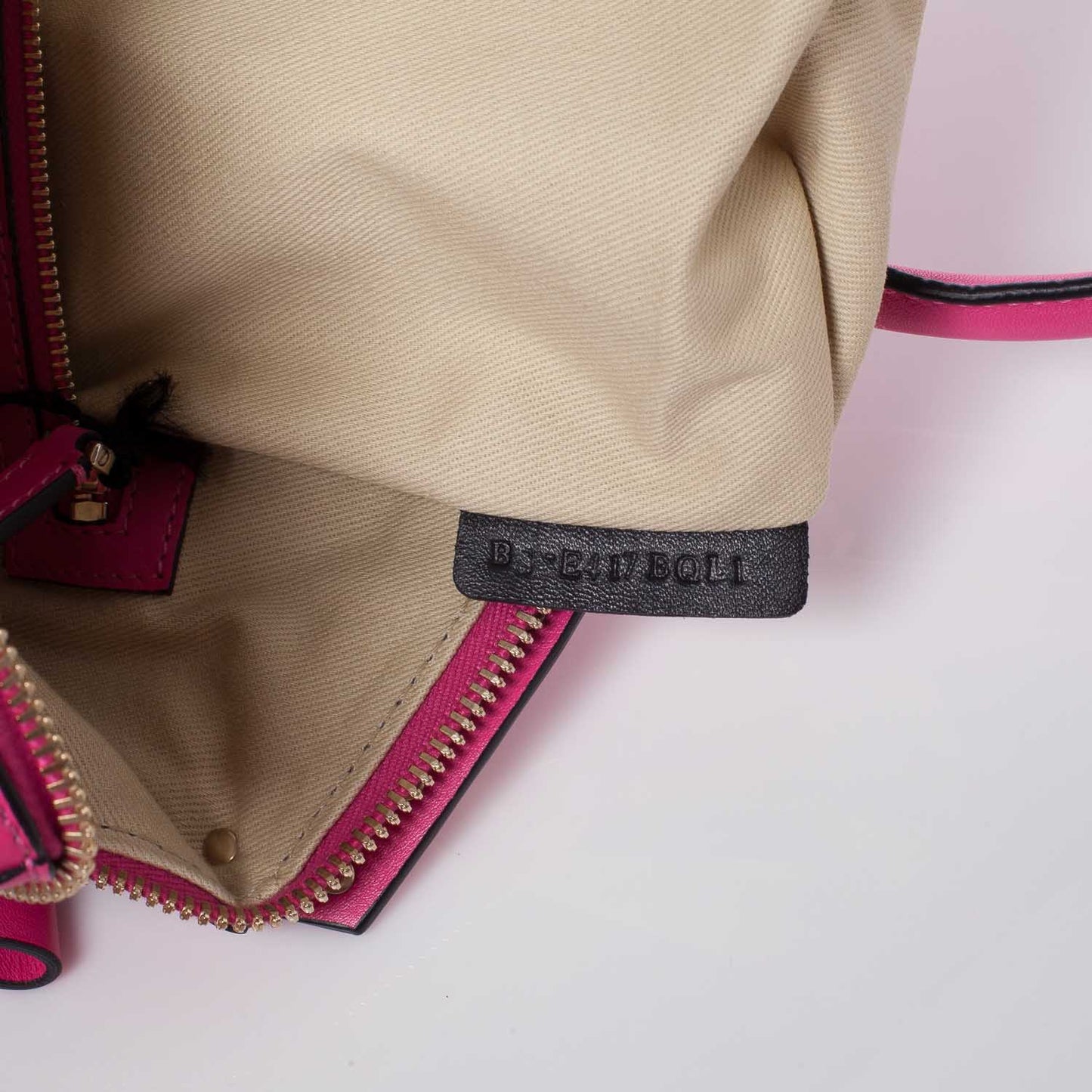 Vitello Rockstud Dome Shopper Pink