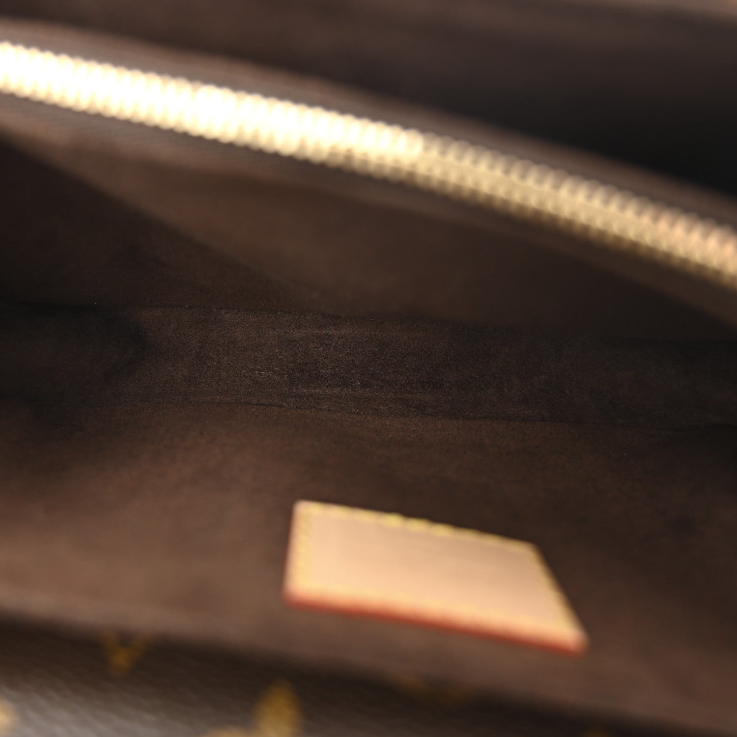 Louis Vuitton Monogram Pochette Metis East West 5 of 10