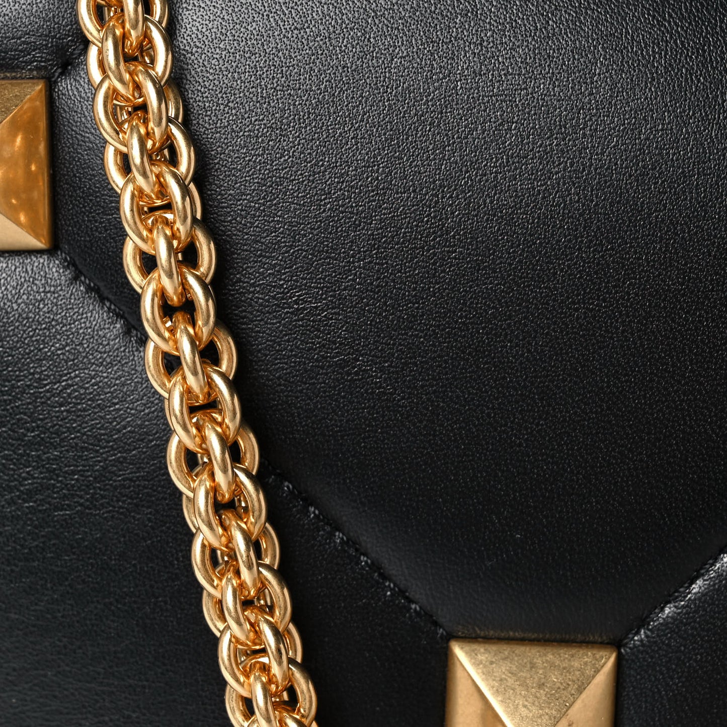Nappa Large Roman Stud Shoulder Bag Black