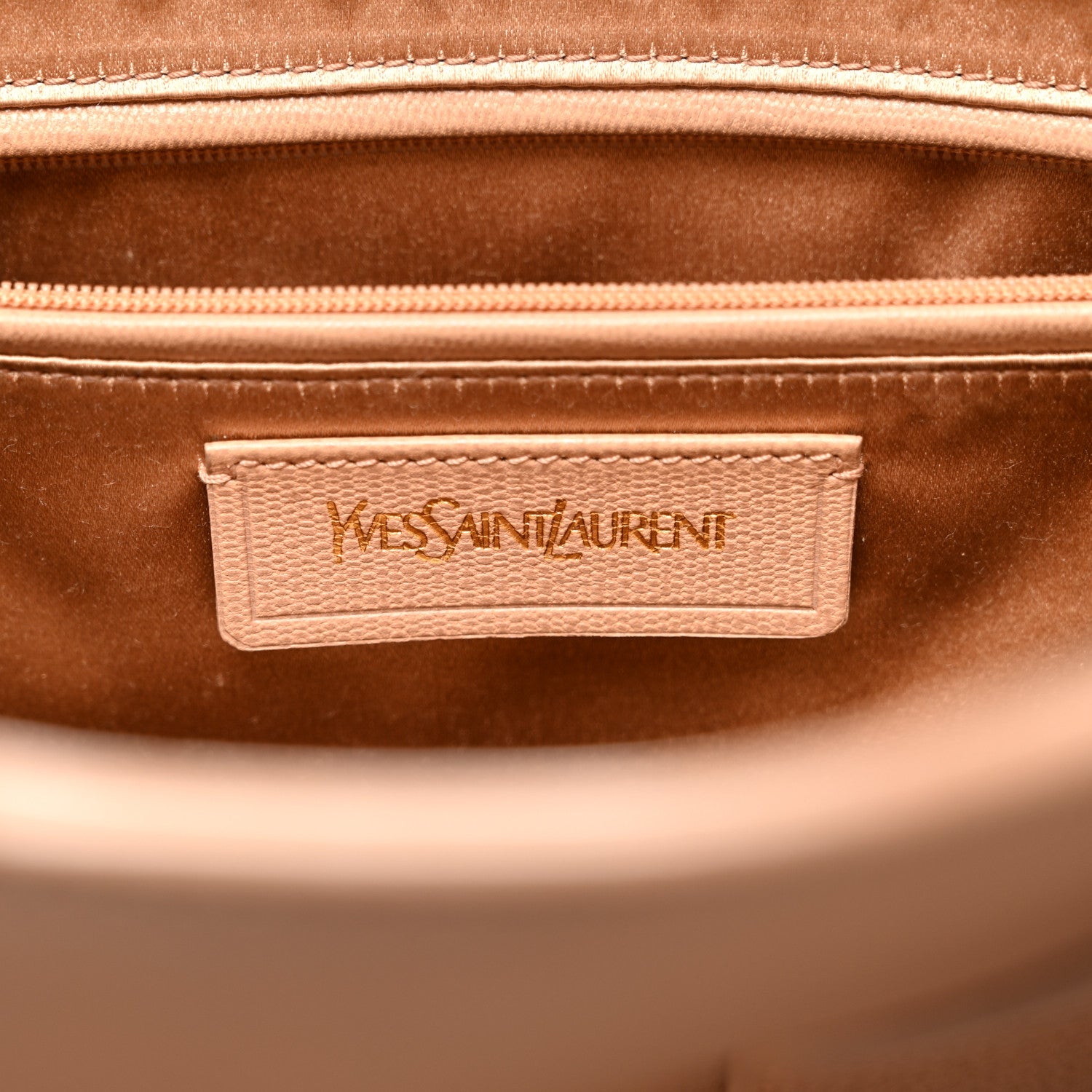 Saint Laurent Textured Calfskin Large Cabas ChYc Beige 6 of 12