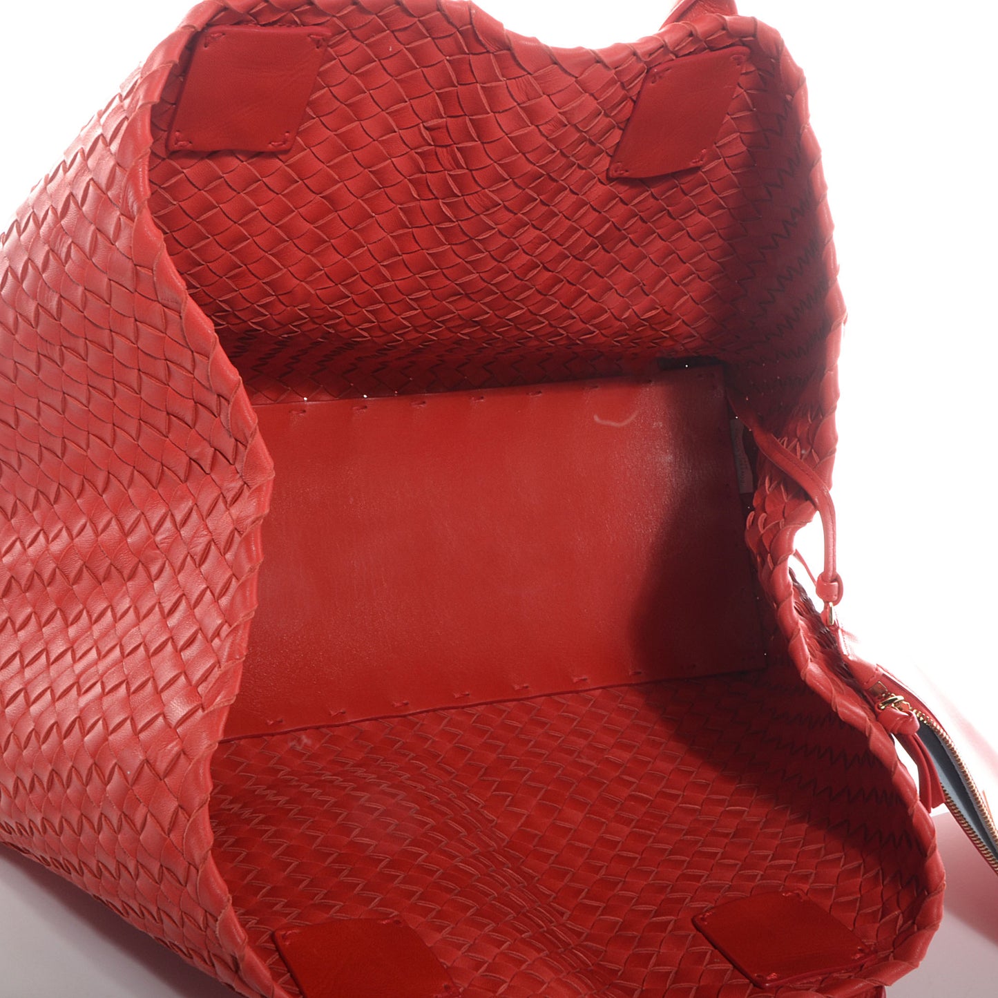 Nappa Intrecciato Medium Cabat Red