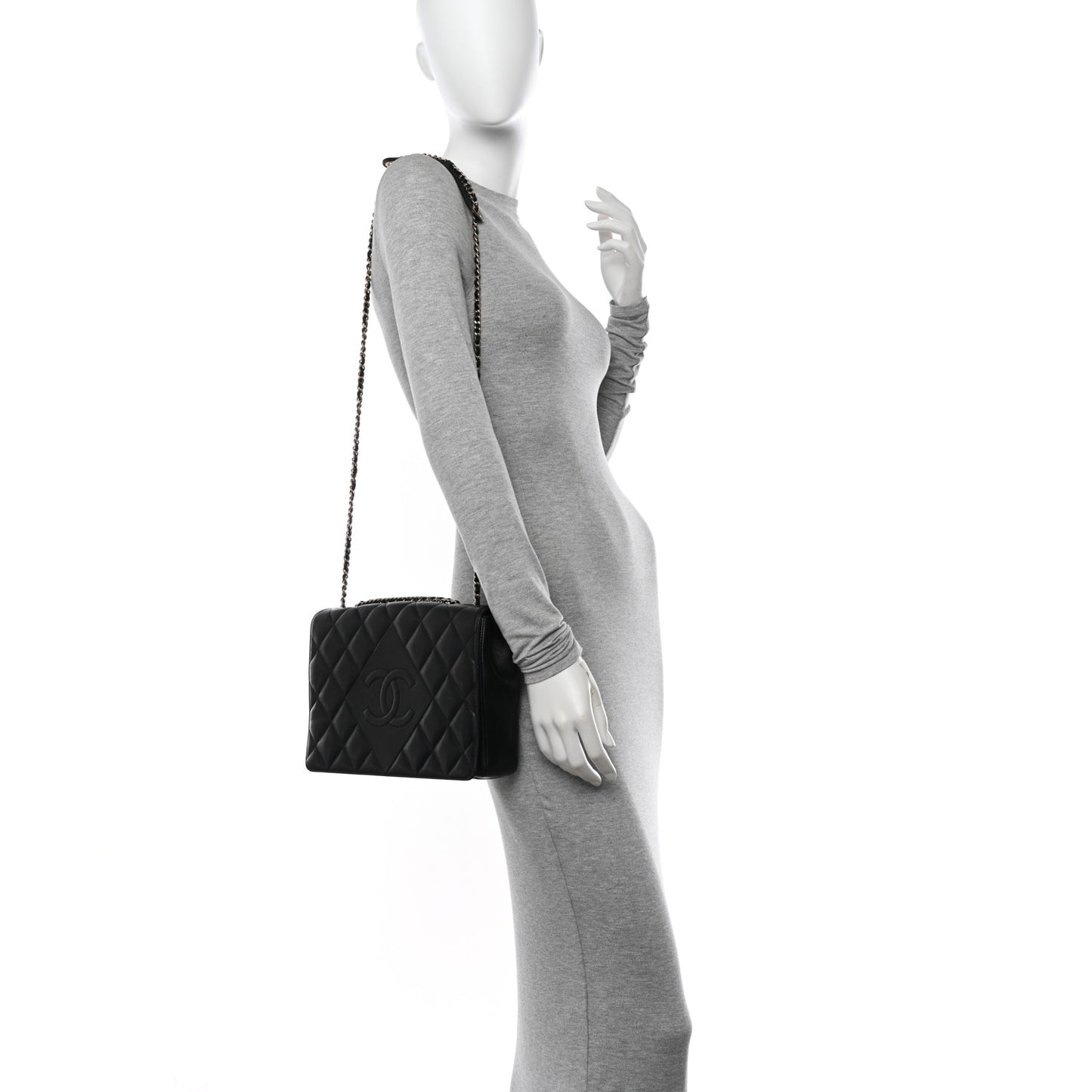 Lambskin Quilted Medium Diamond CC Flap Black
