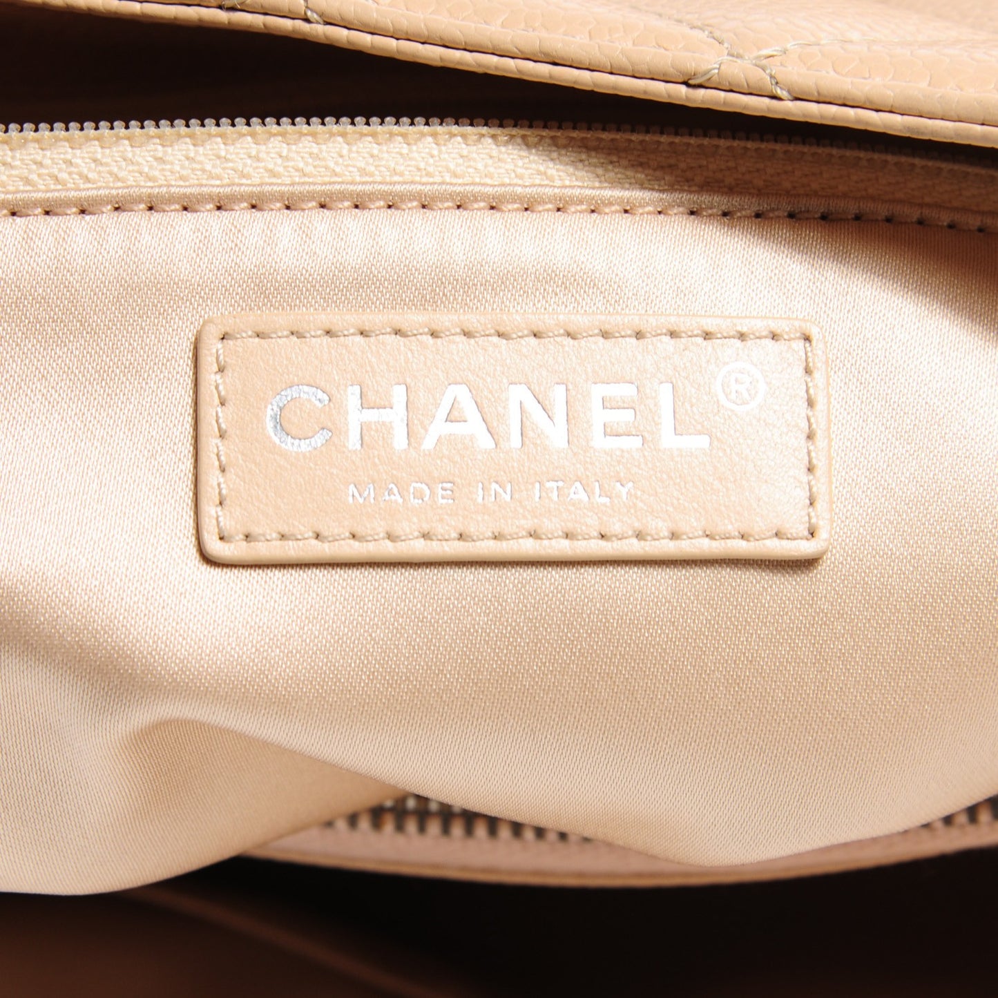 Caviar Quilted Grand Shopping Tote GST Beige Clair