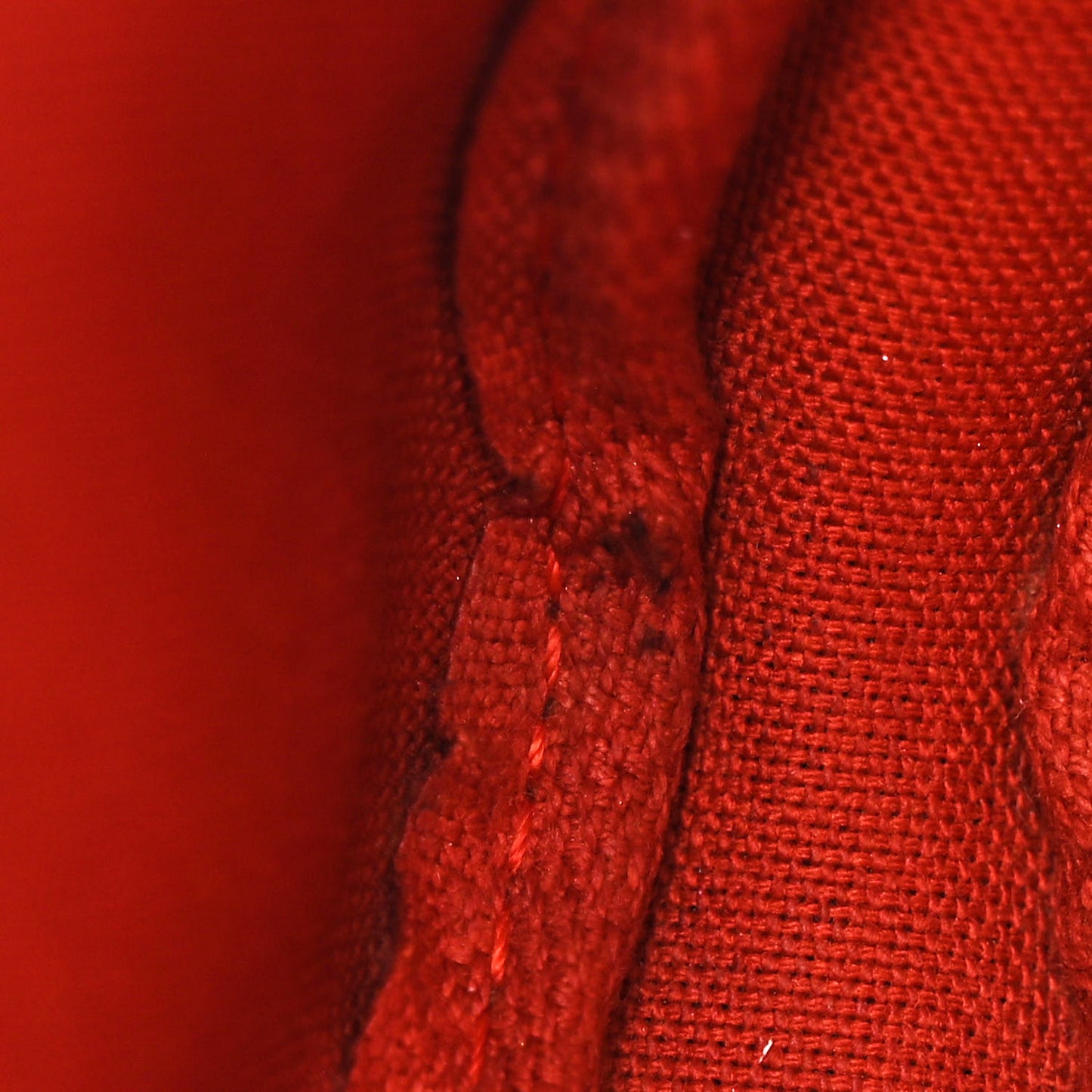 Damier Ebene Bucket Pochette Accessories