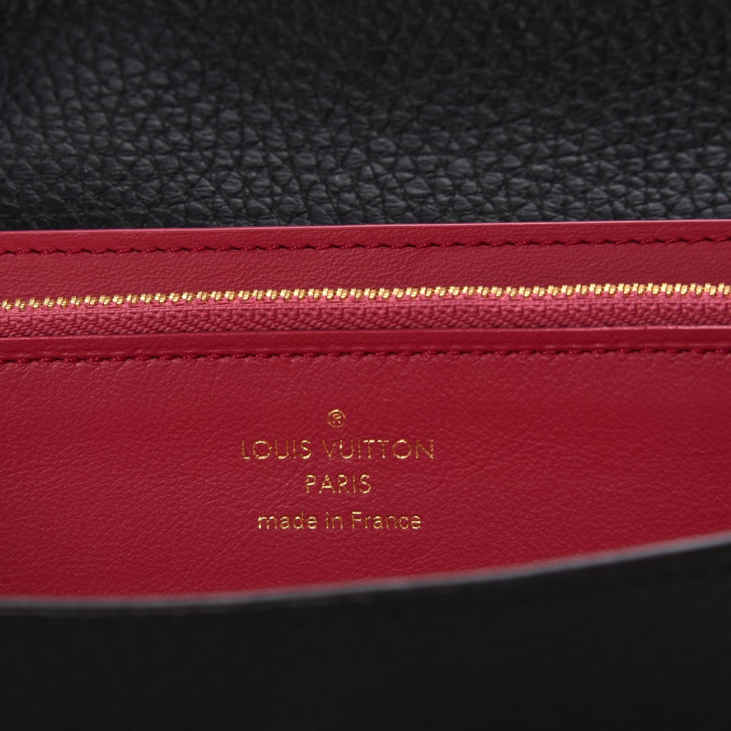 Taurillon Capucines Wallet Black