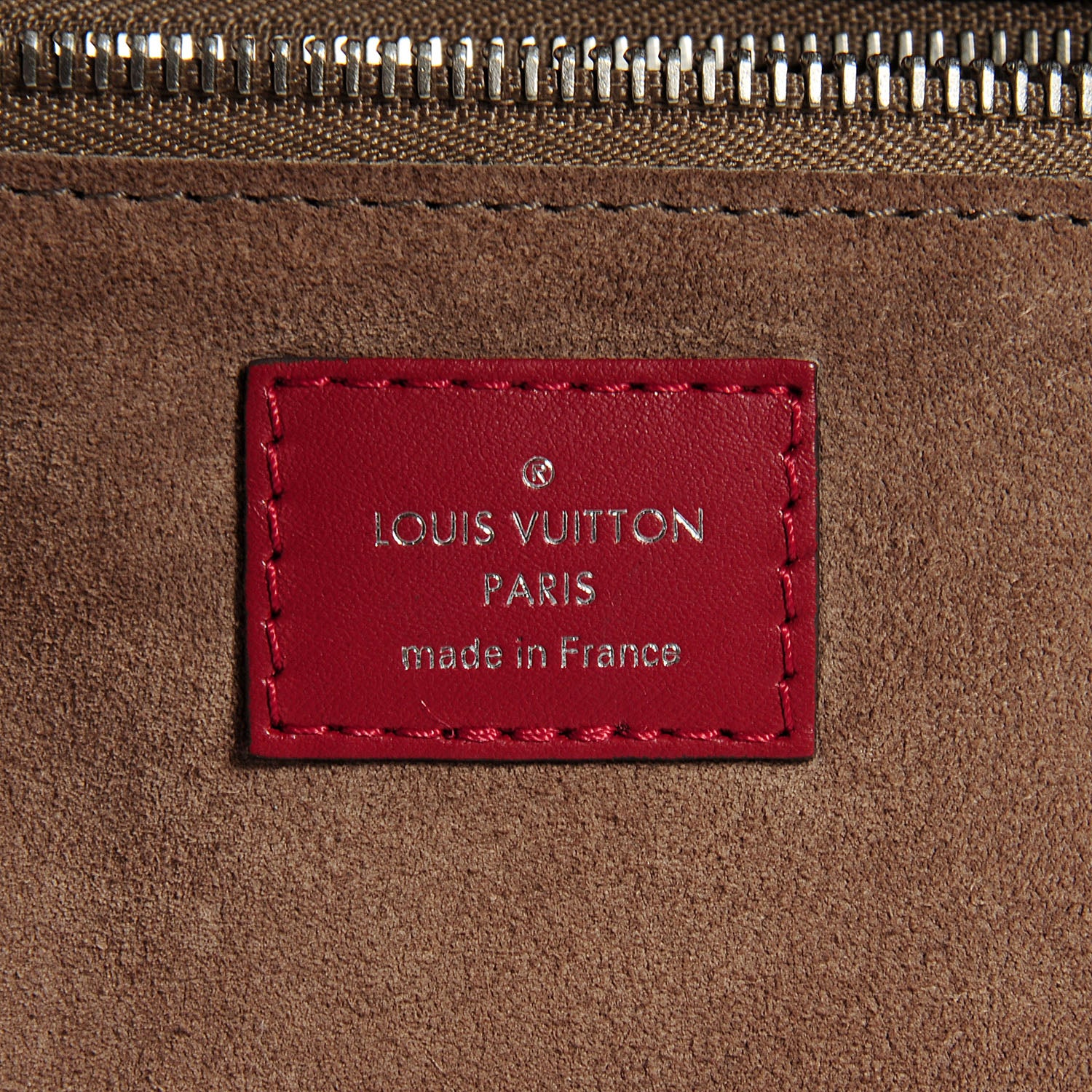 Louis Vuitton Veau Cachemire W PM Griotte 6 of 7