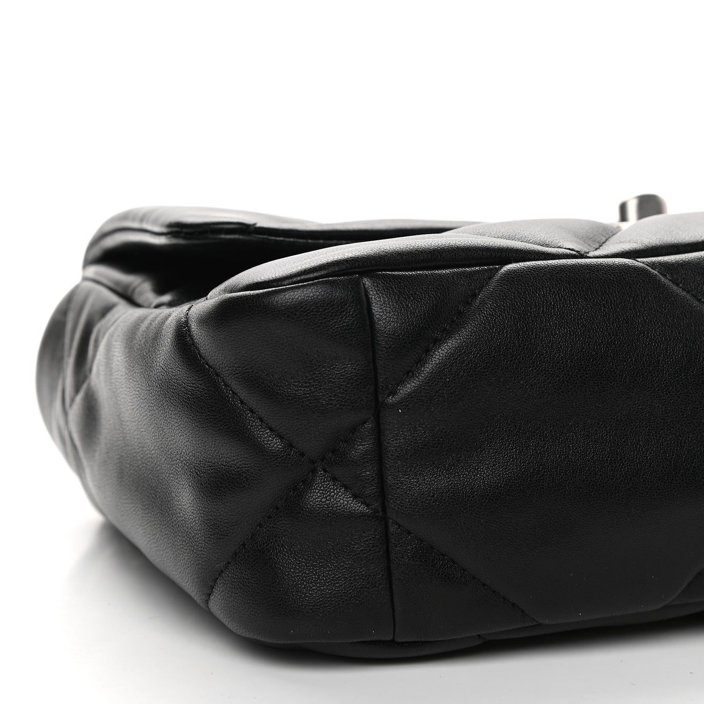 Lambskin Quilted Medium Chanel 19 Flap Black