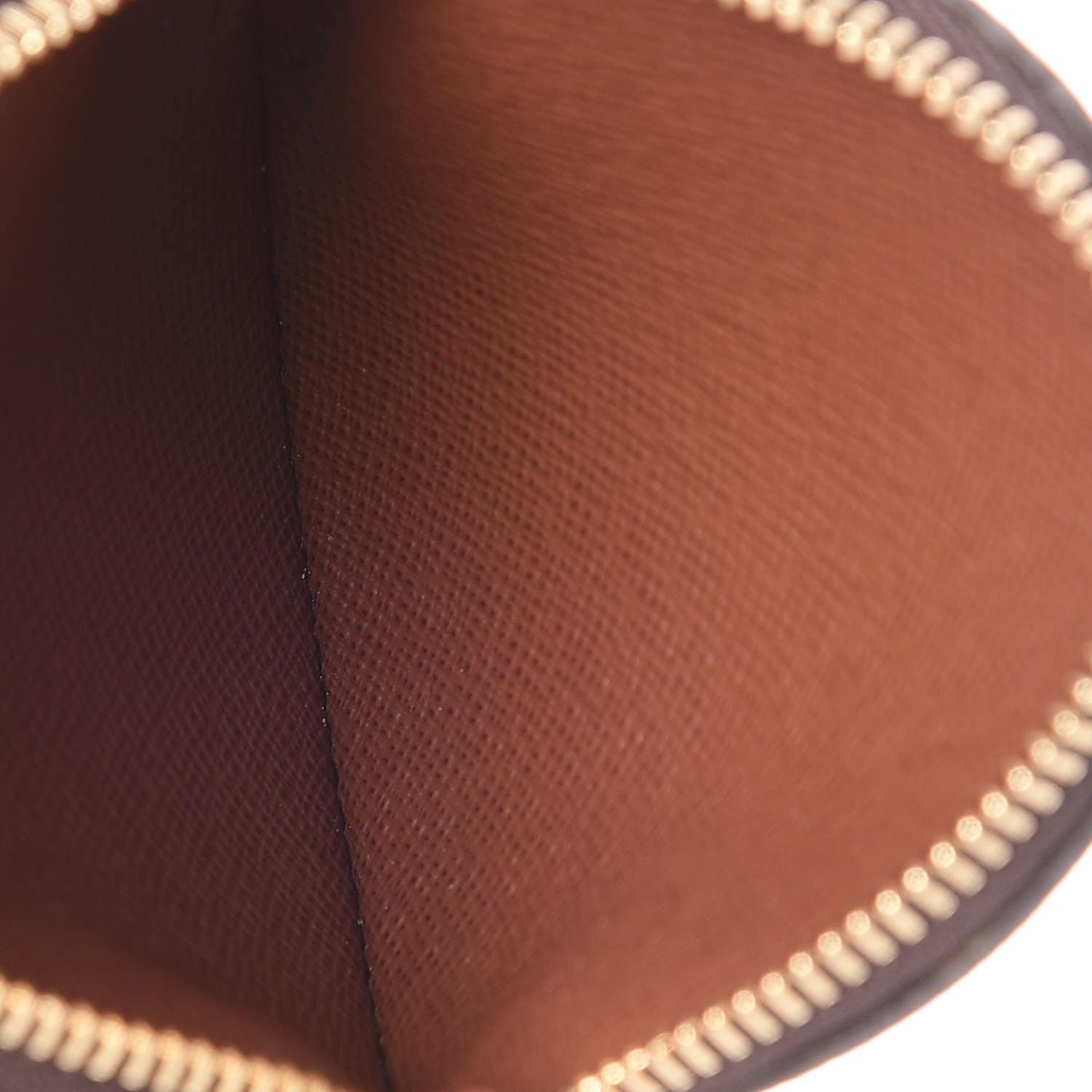 Louis Vuitton Monogram Round Coin Purse 5 of 7