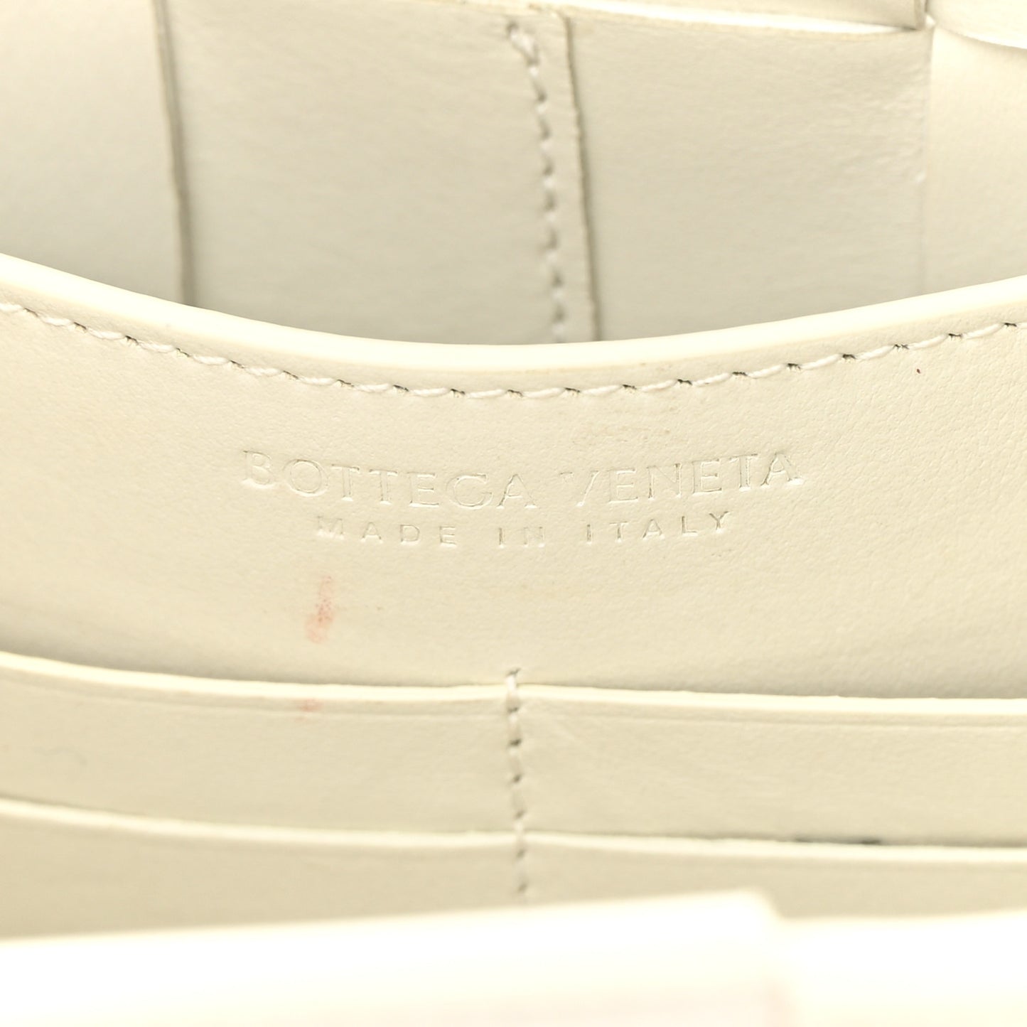 Calfskin Maxi Intrecciato Cassette Pouch On Strap Chalk