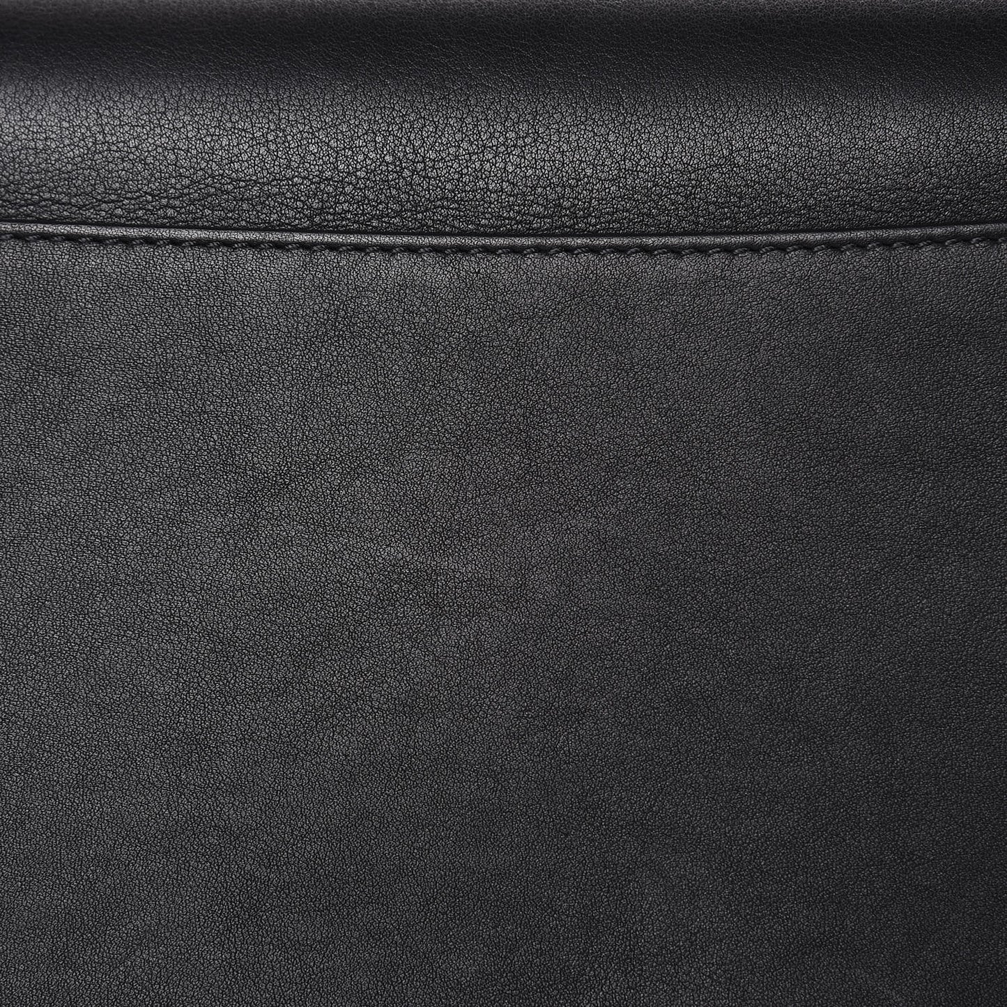 Calfskin Medium Metal Antigona Black