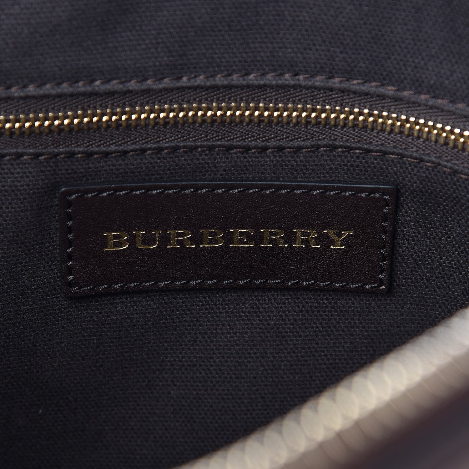 Burberry Haymarket Check Small Gladstone Chocolate 6 of 13