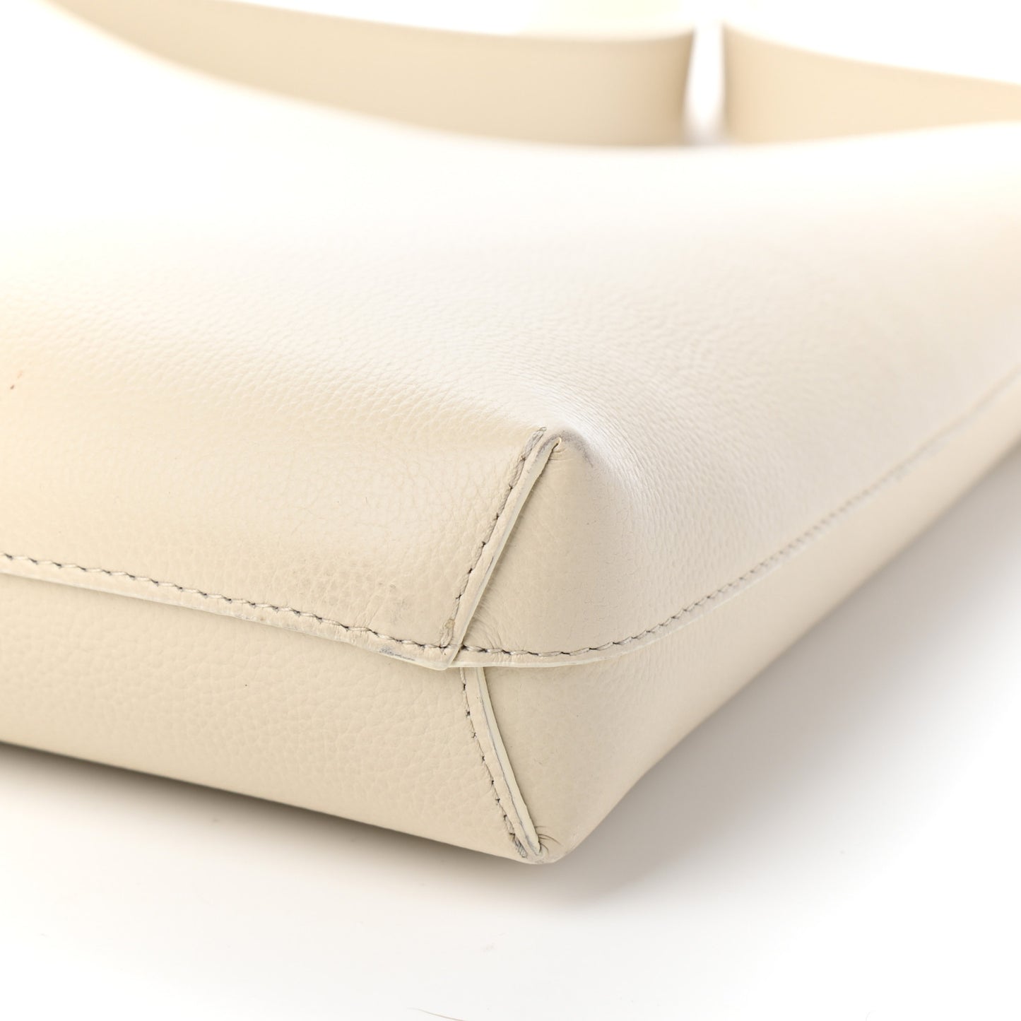 Pebbled Calfskin Small Hobo Creme