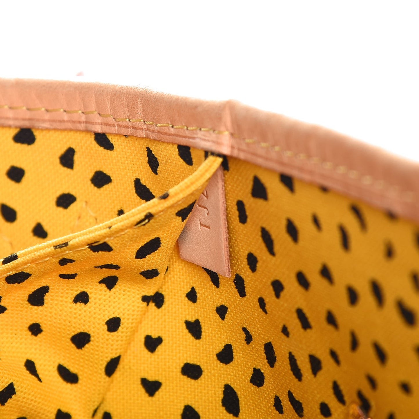Monogram Kusama Waves Neverfull MM Yellow