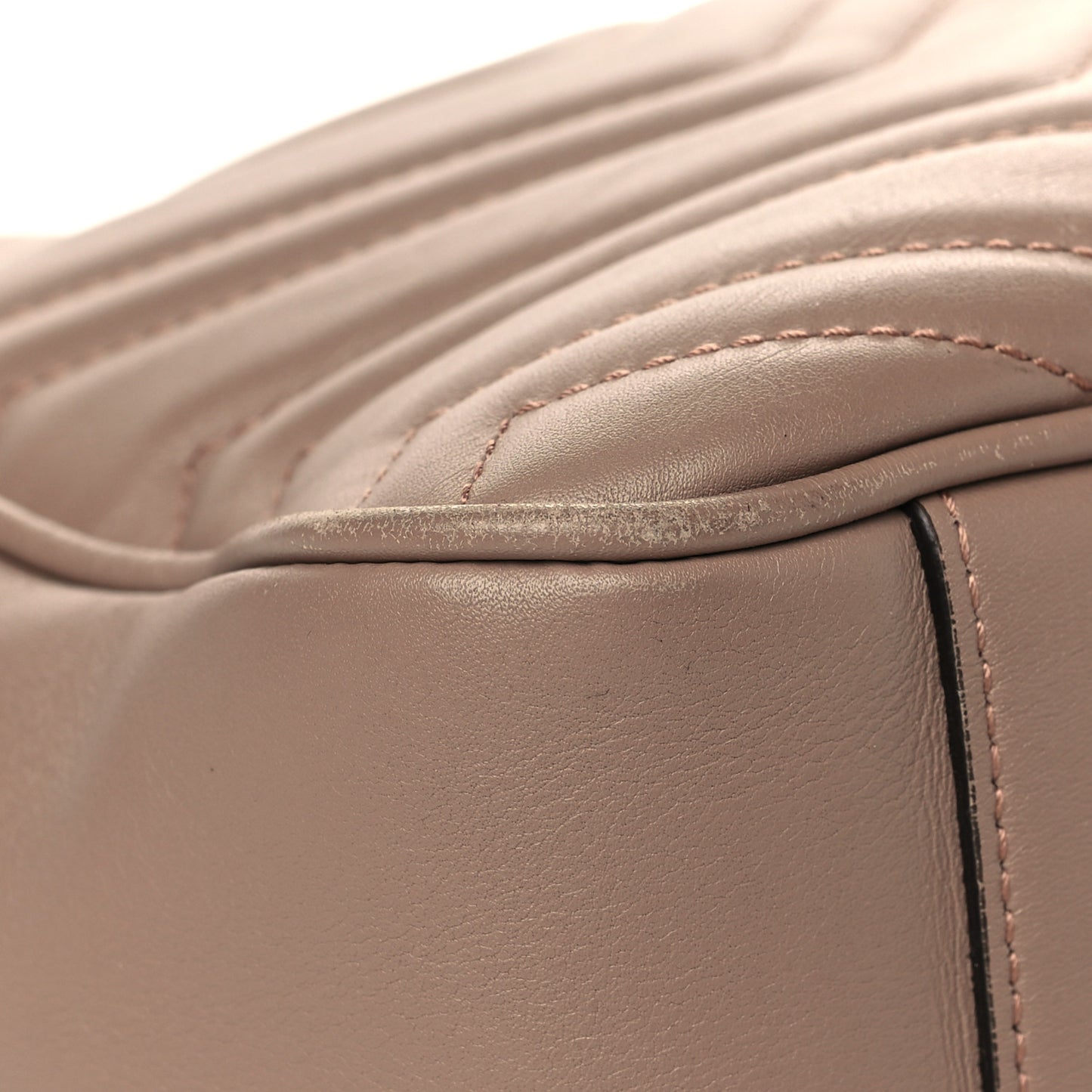 Calfskin Matelasse Medium GG Marmont Chain Shoulder Bag Porcelain Rose