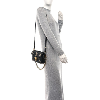 Louis Vuitton Empreinte Monogram Giant Pochette Metis East West Black Beige 3 of 10