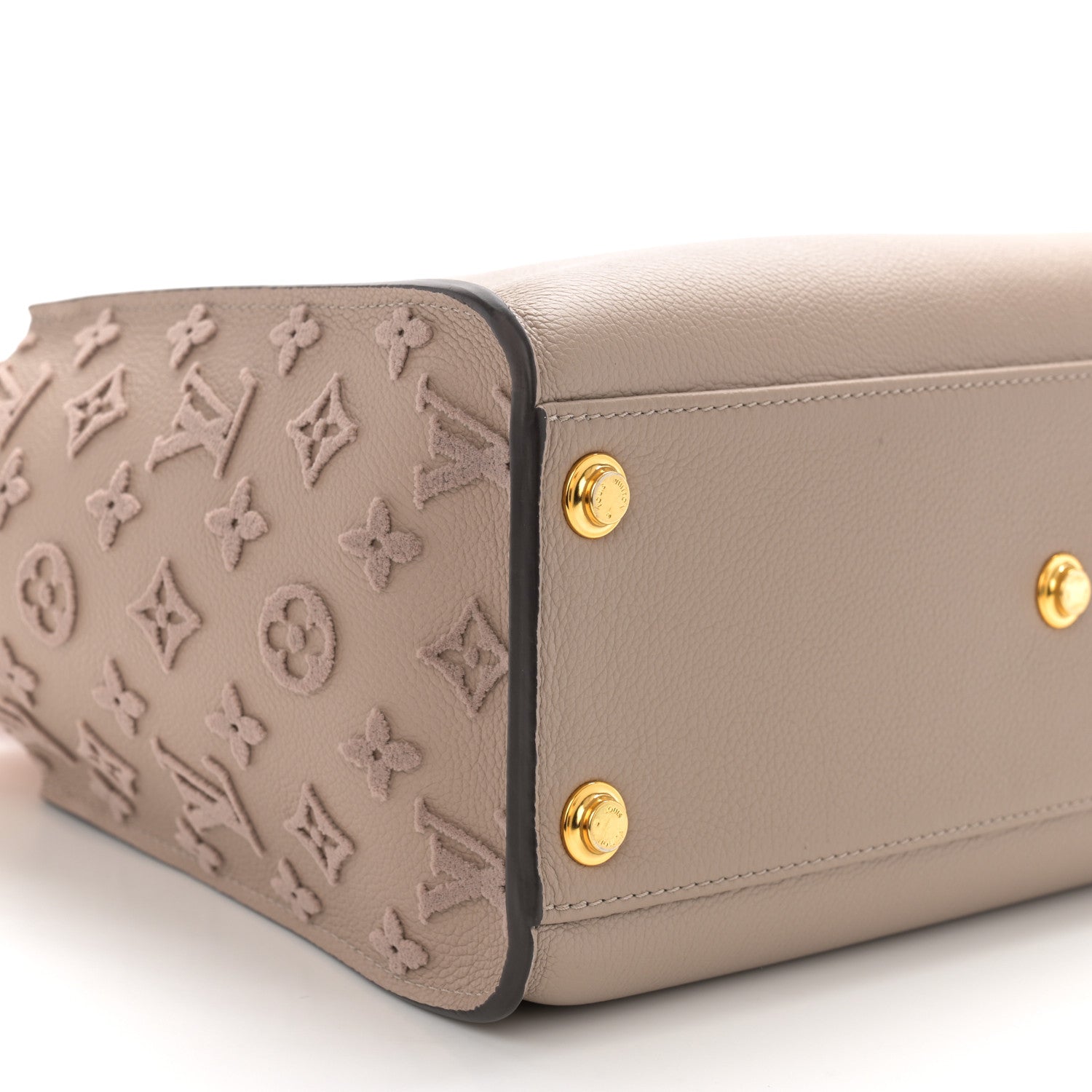 Louis Vuitton Calfskin Monogram Tufting On My Side Galet 9 of 11