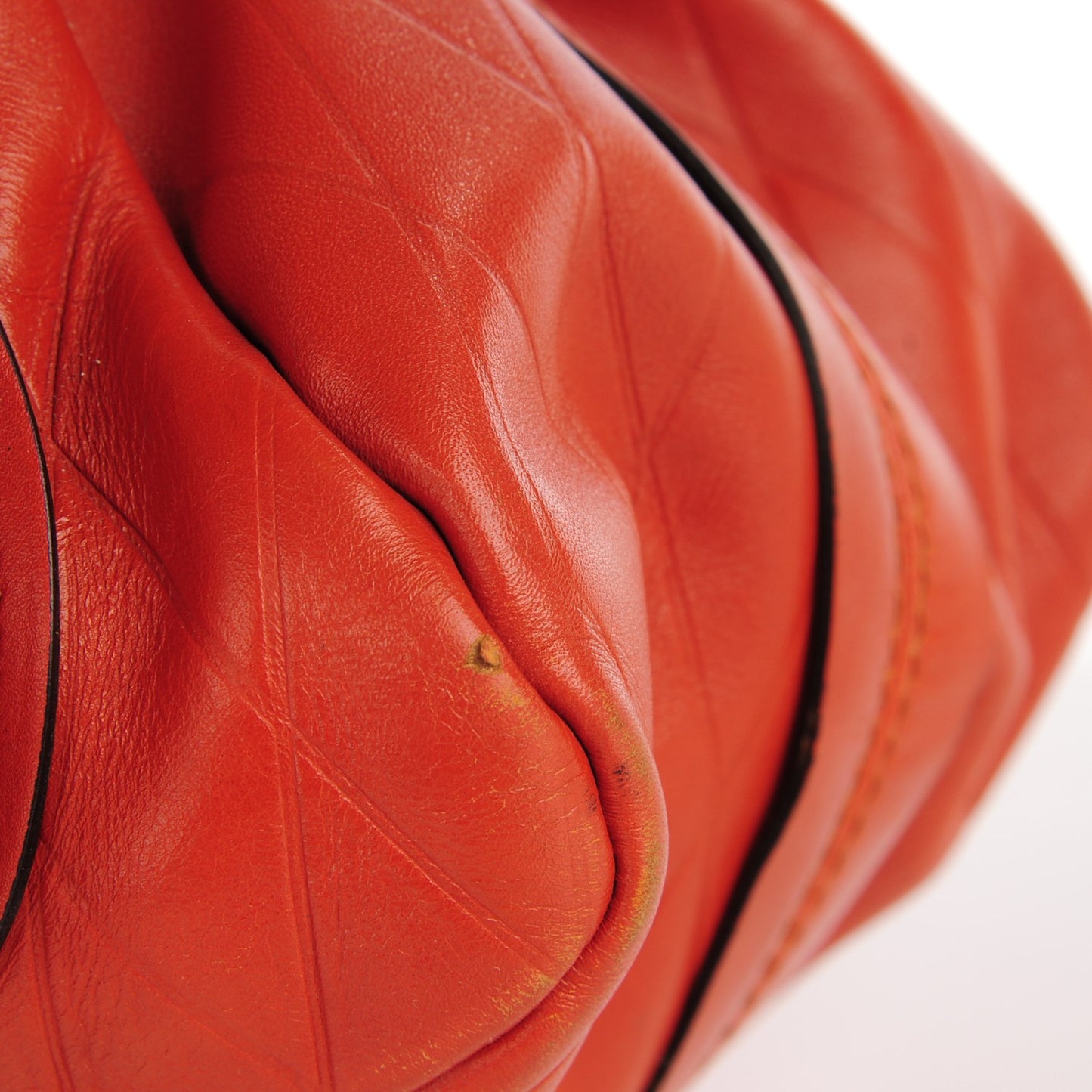 Calfskin Diamond Embossed Medium Paraty Red