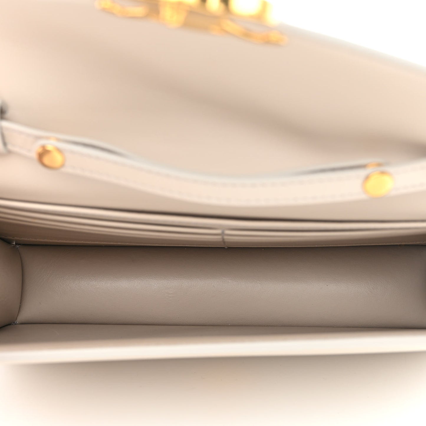 Shiny Calfskin Triomphe Margo Wallet on Chain Light Stone