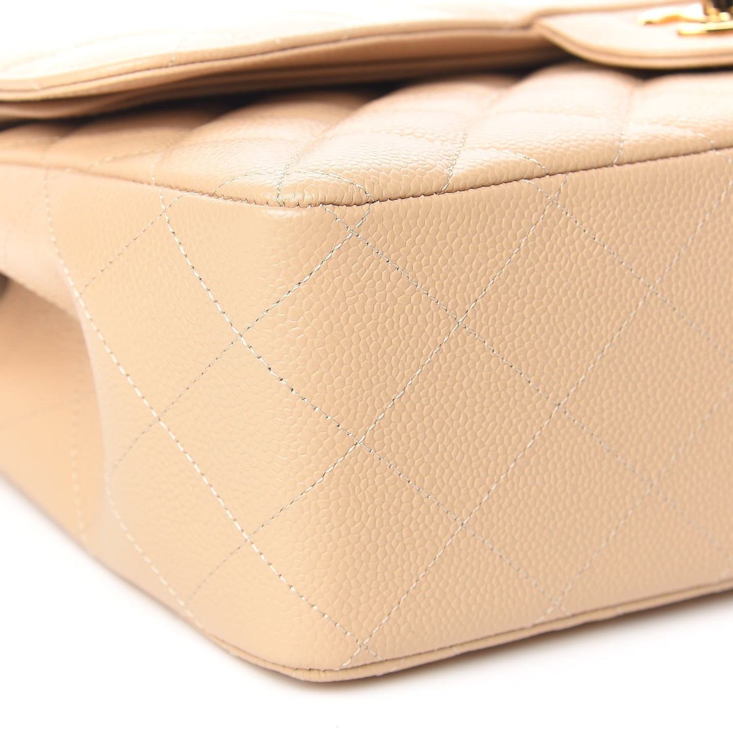 Caviar Quilted Jumbo Double Flap Beige Clair