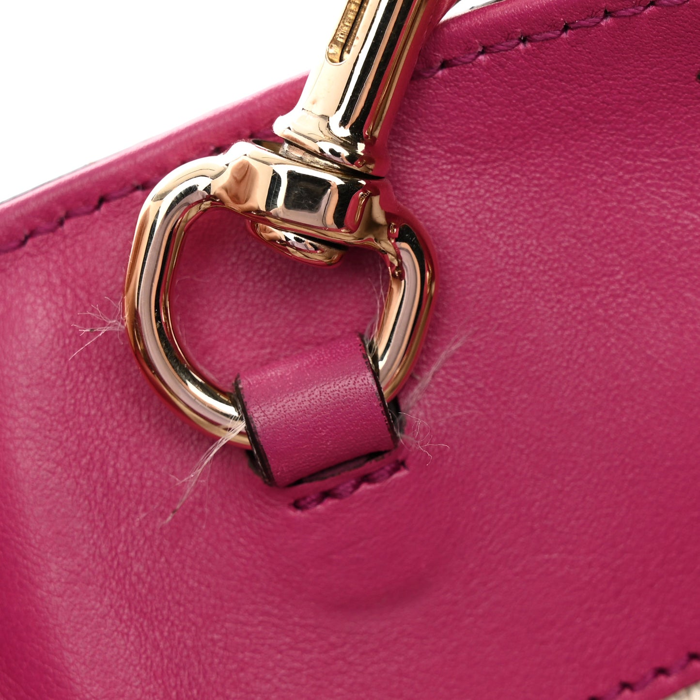 Vernice Naplack Medium Soho Chain Shoulder Bag Bright Bouganville