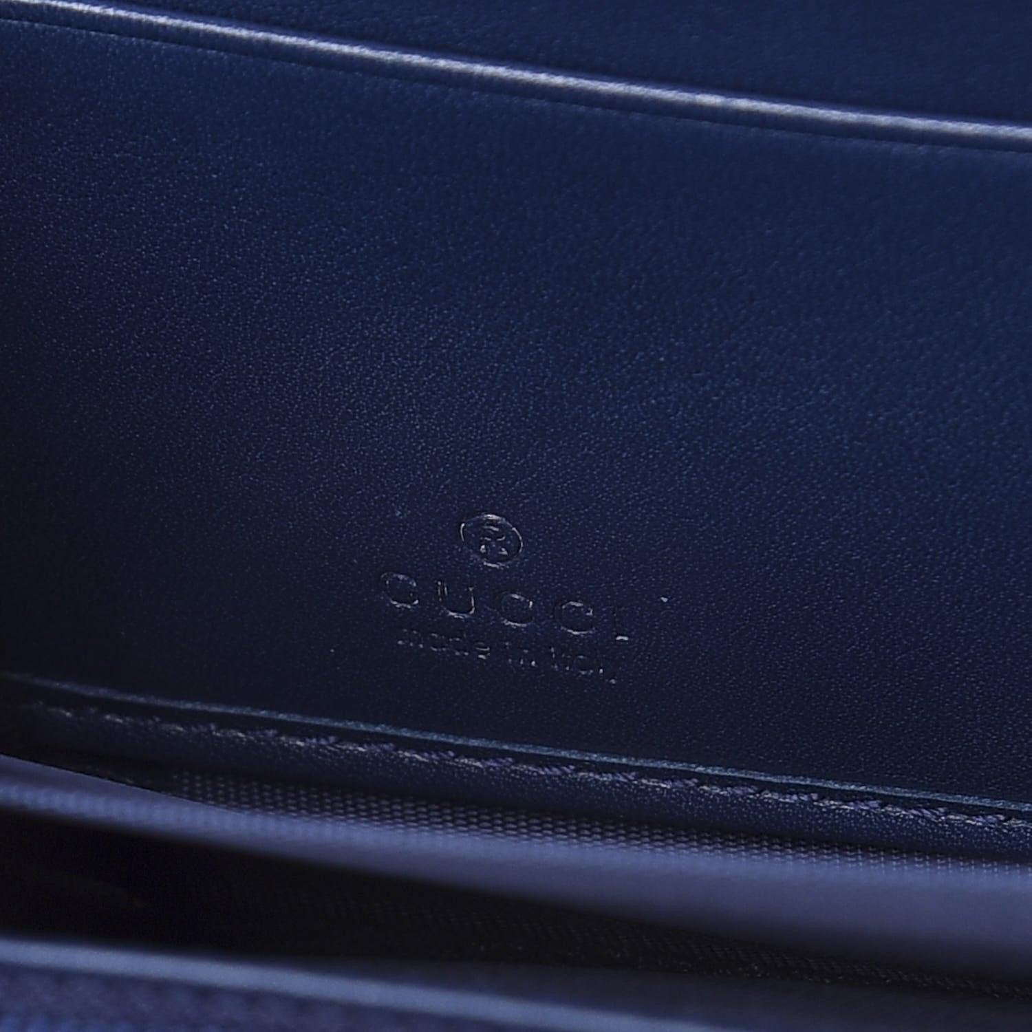 Gucci X MLB Guccissima Signature NY Yankees Embroidered Zip Around Wallet Royale Ivory 6 of 9