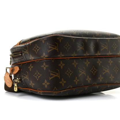 Louis Vuitton Monogram Reporter PM 6 of 13