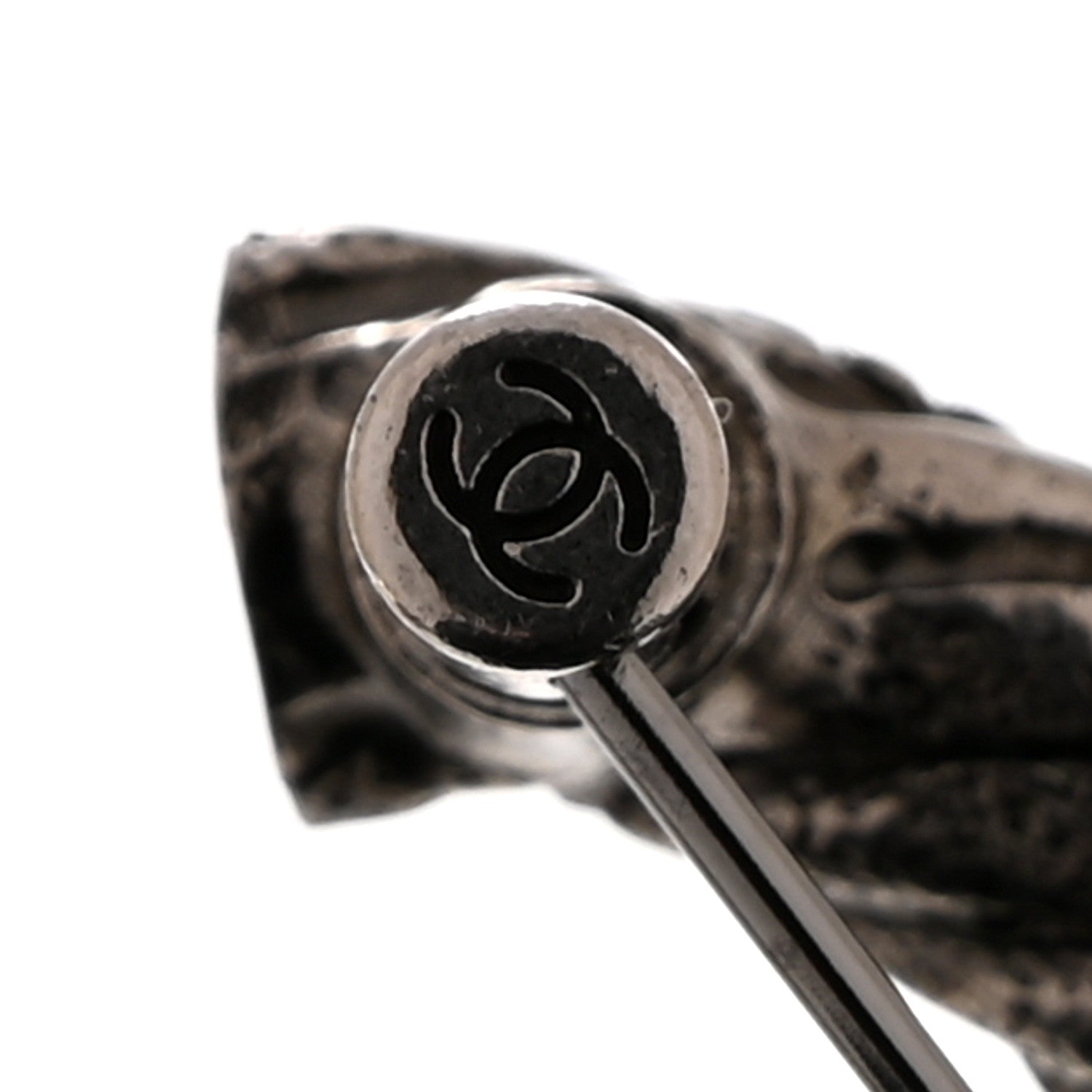 Chanel Ruthenium Twisted CC Brooch 4 of 4