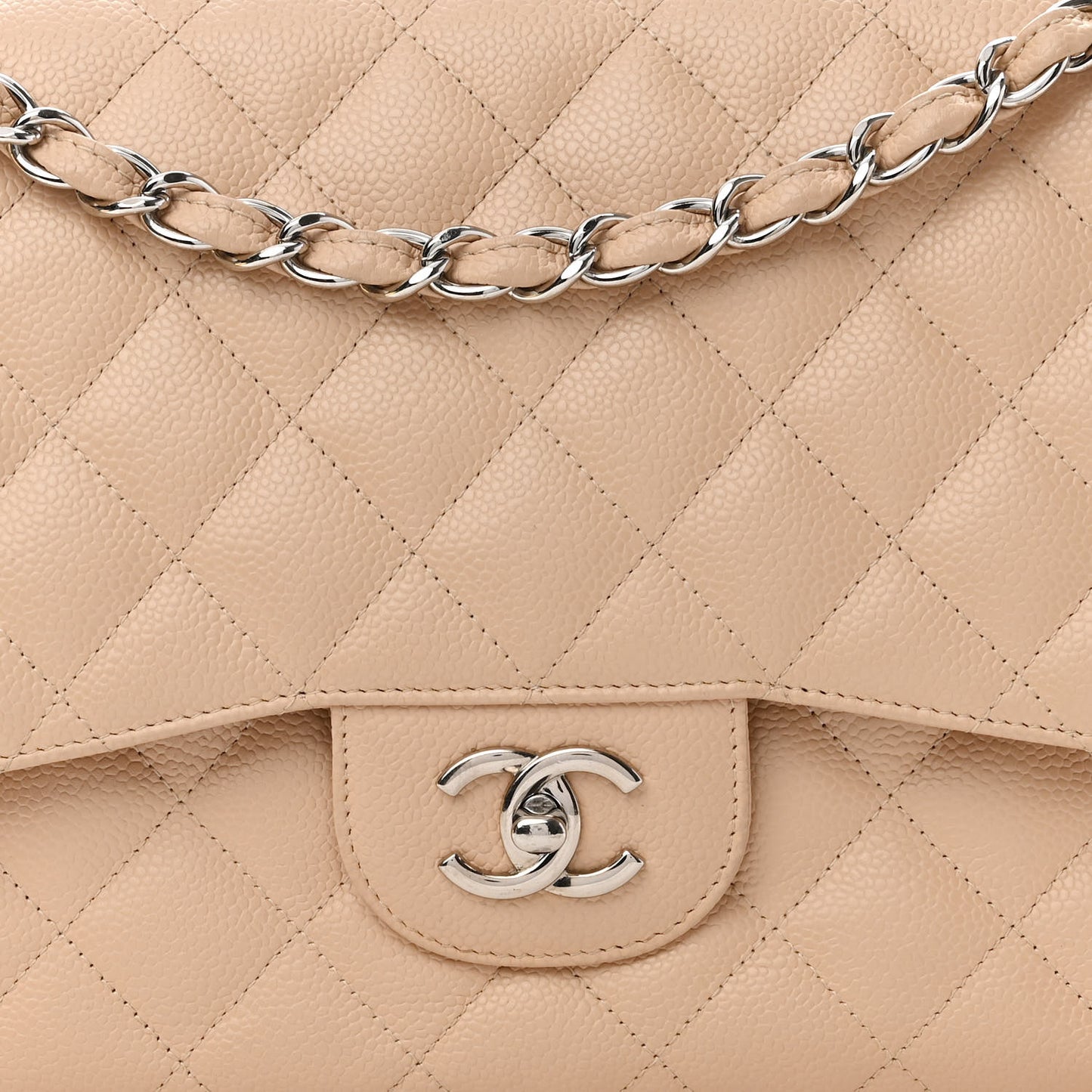 Caviar Quilted Jumbo Double Flap Beige Clair