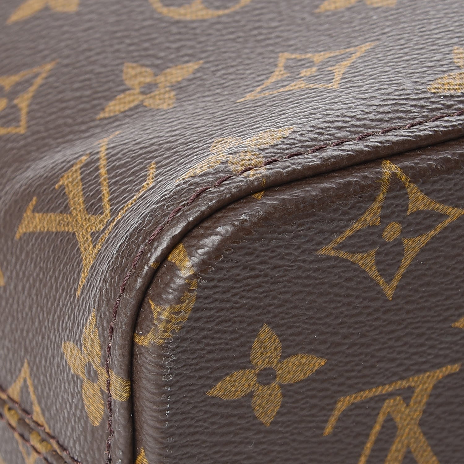 Louis Vuitton Monogram Luco 16 of 17