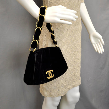 Chanel Velvet Shoulder Bag Black 2 of 9