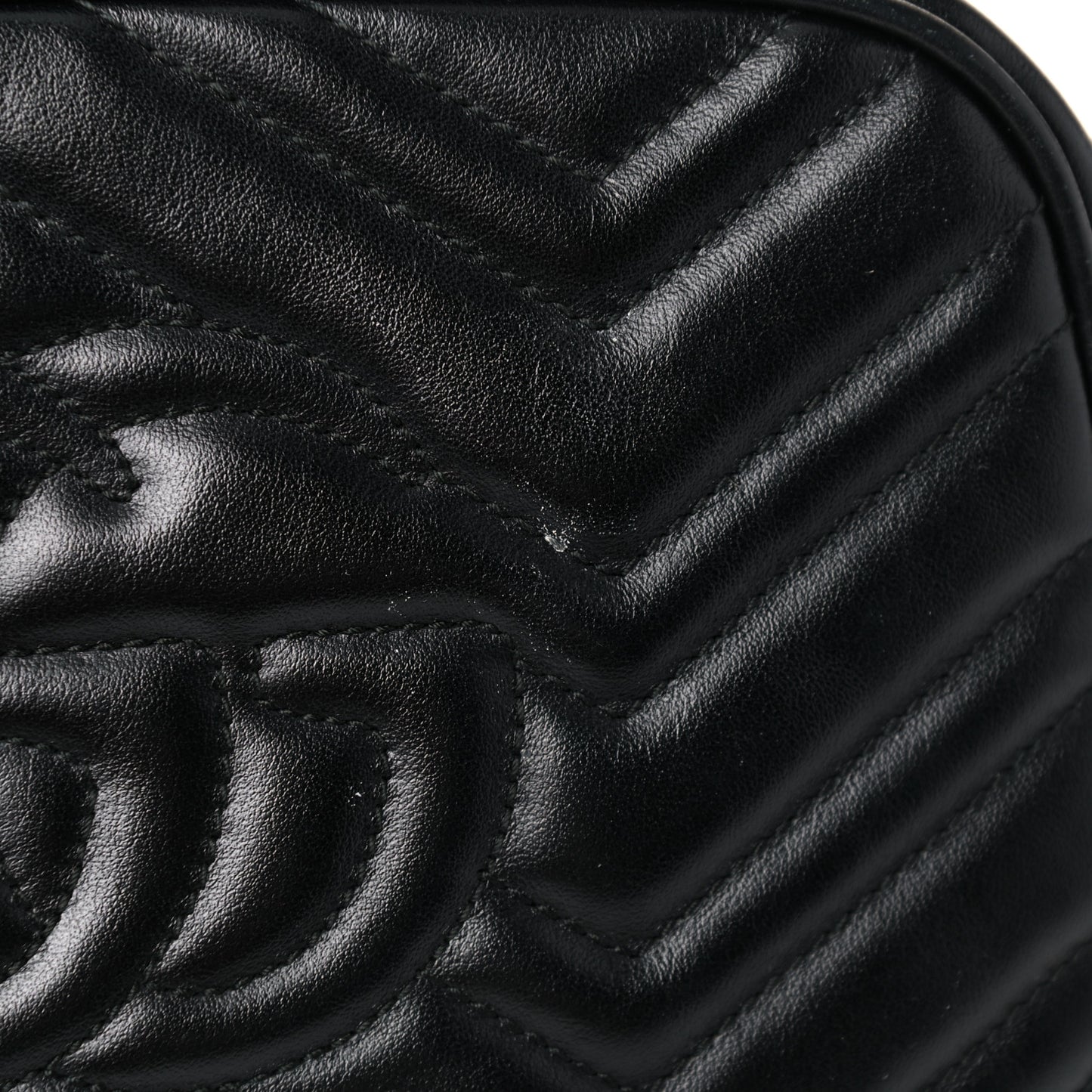 Calfskin Matelasse Small GG Marmont Chain Shoulder Bag Black