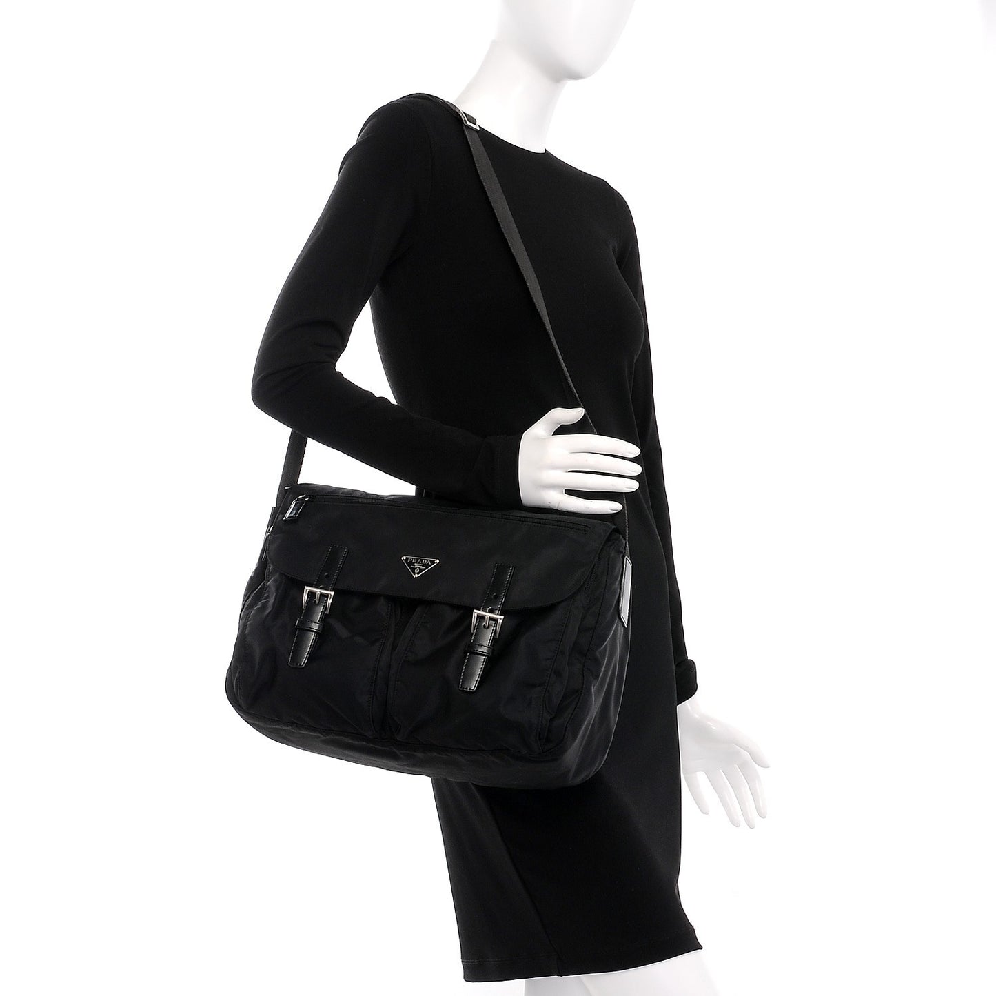 Nylon Vela Messenger Bag Black