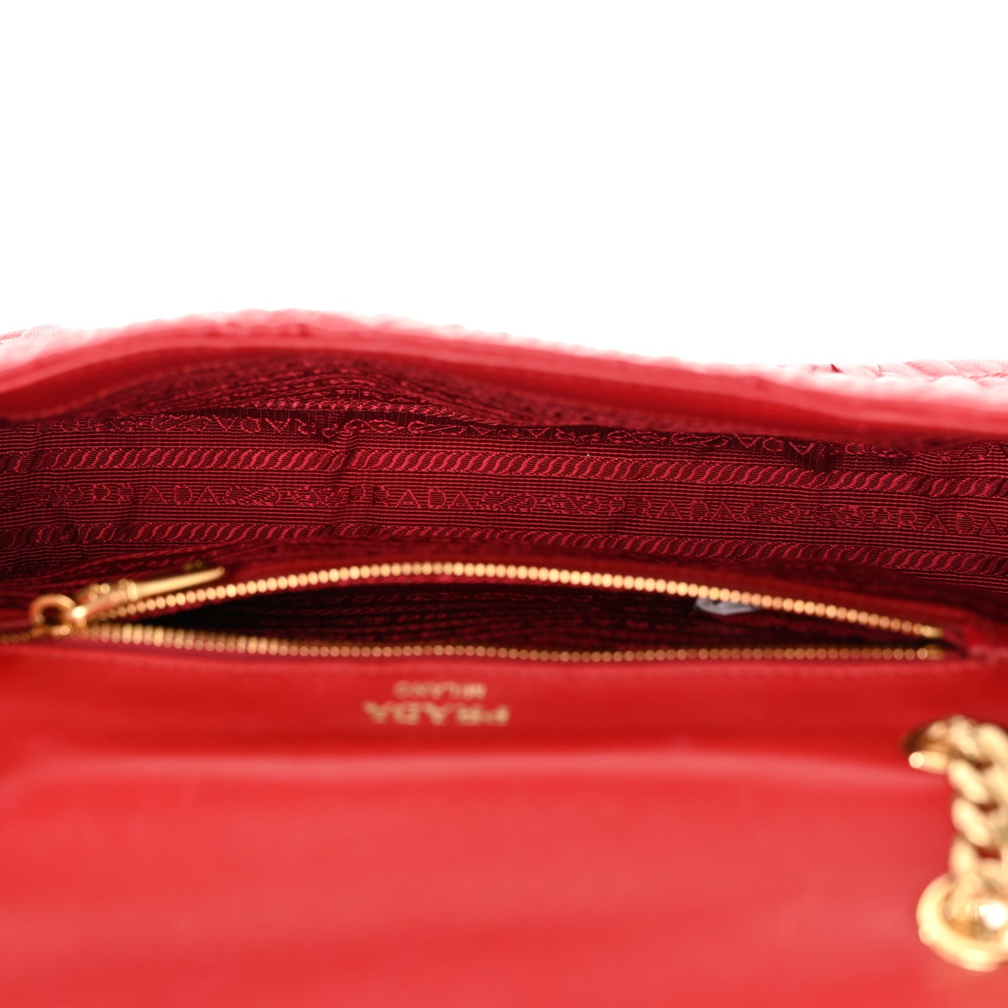 Nappa Gaufre Medium Chain Flap Shoulder Bag Fuoco