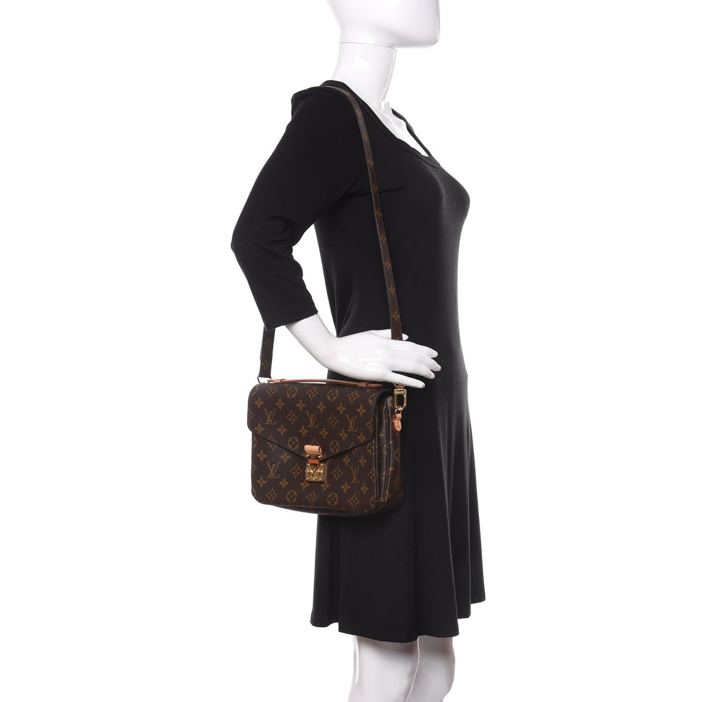 Monogram Pochette Metis