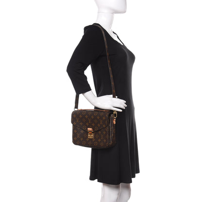 Louis Vuitton Monogram Pochette Metis 2 of 9