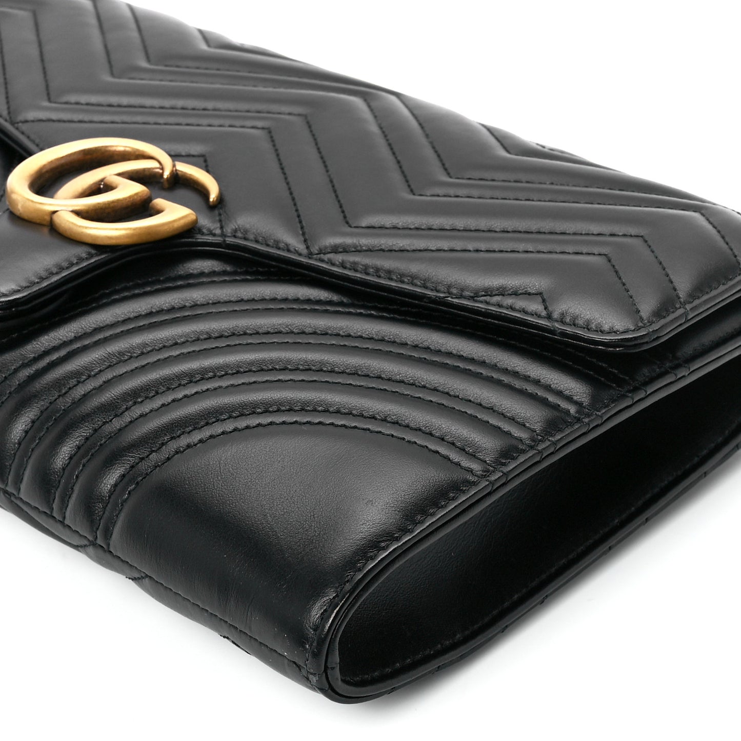 Calfskin Matelasse GG Marmont Clutch Black
