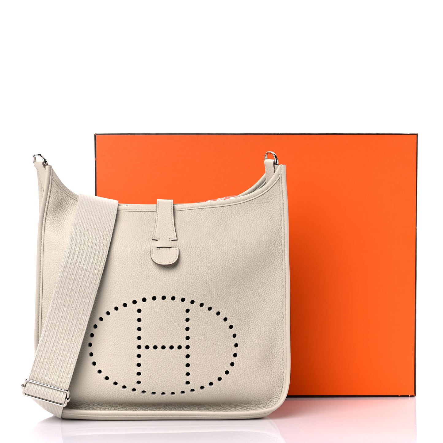 Taurillon Clemence Evelyne III GM Beton