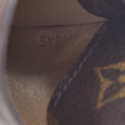 Louis Vuitton Monogram Sunglasses Case MM 7 of 7