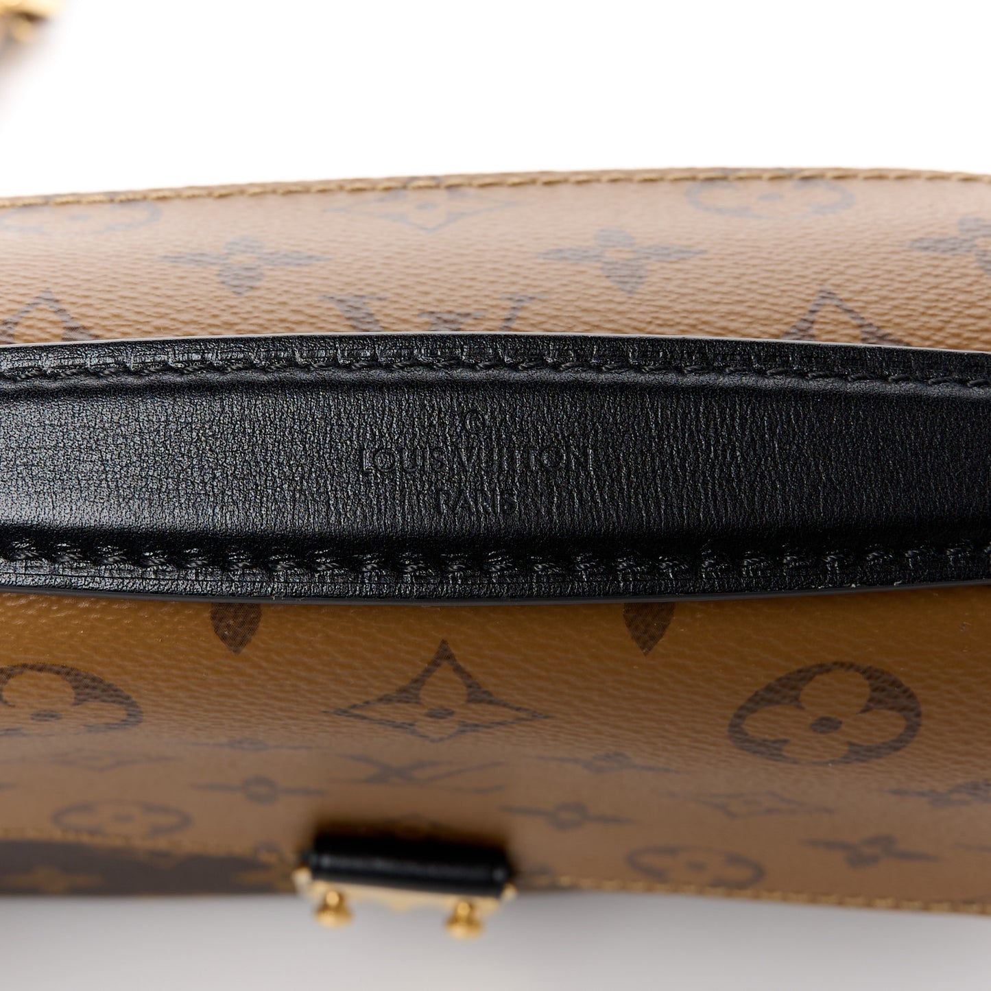 Reverse Monogram Pochette Metis