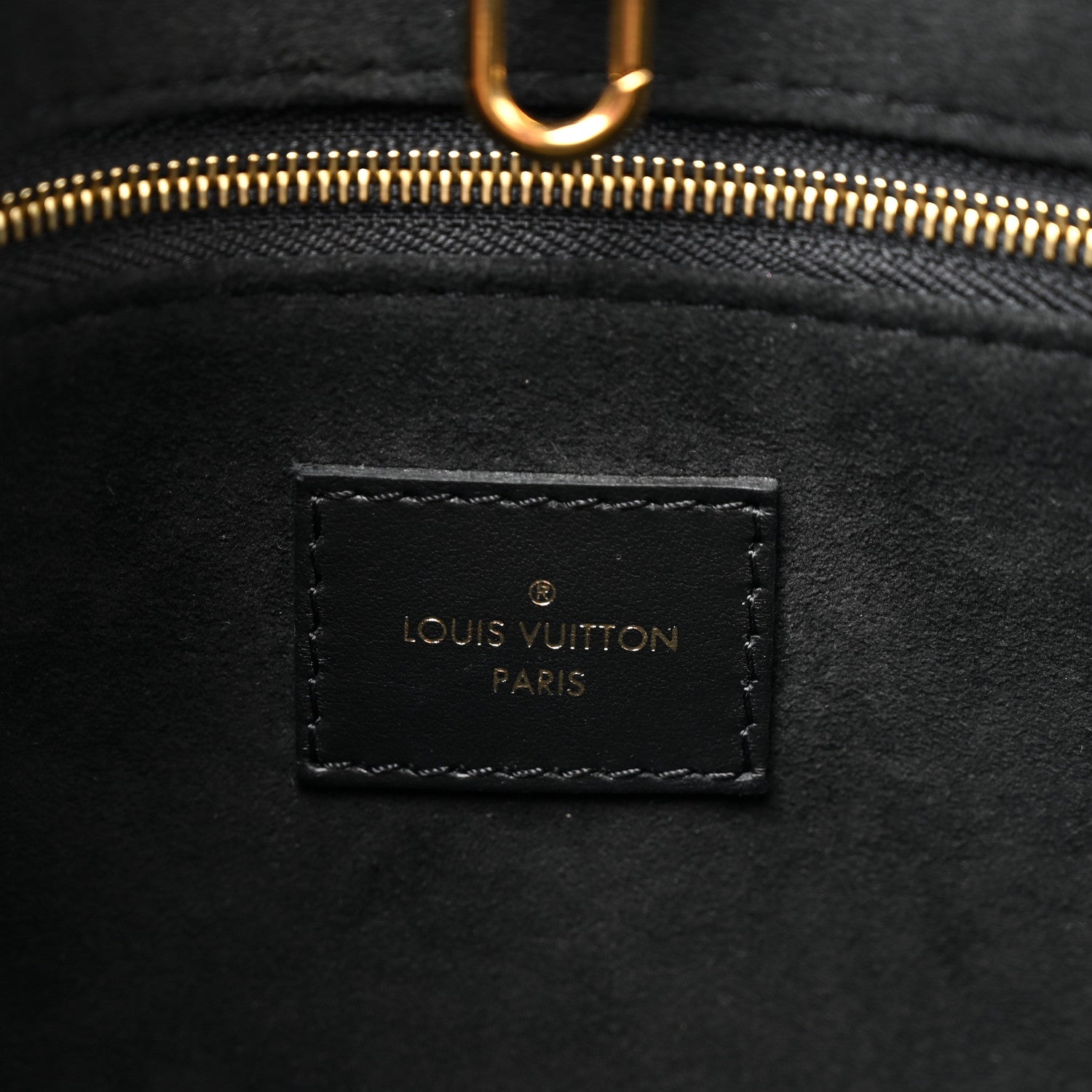 Louis Vuitton Empreinte Monogram Giant Onthego PM Black 6 of 11