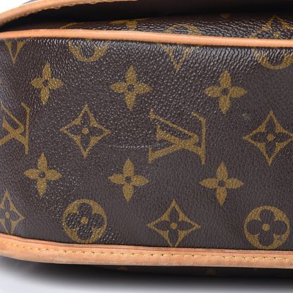 Louis Vuitton Monogram Menilmontant MM 10 of 13