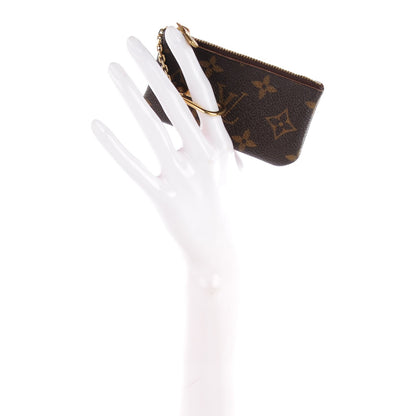 Louis Vuitton Monogram Key Pouch 2 of 7