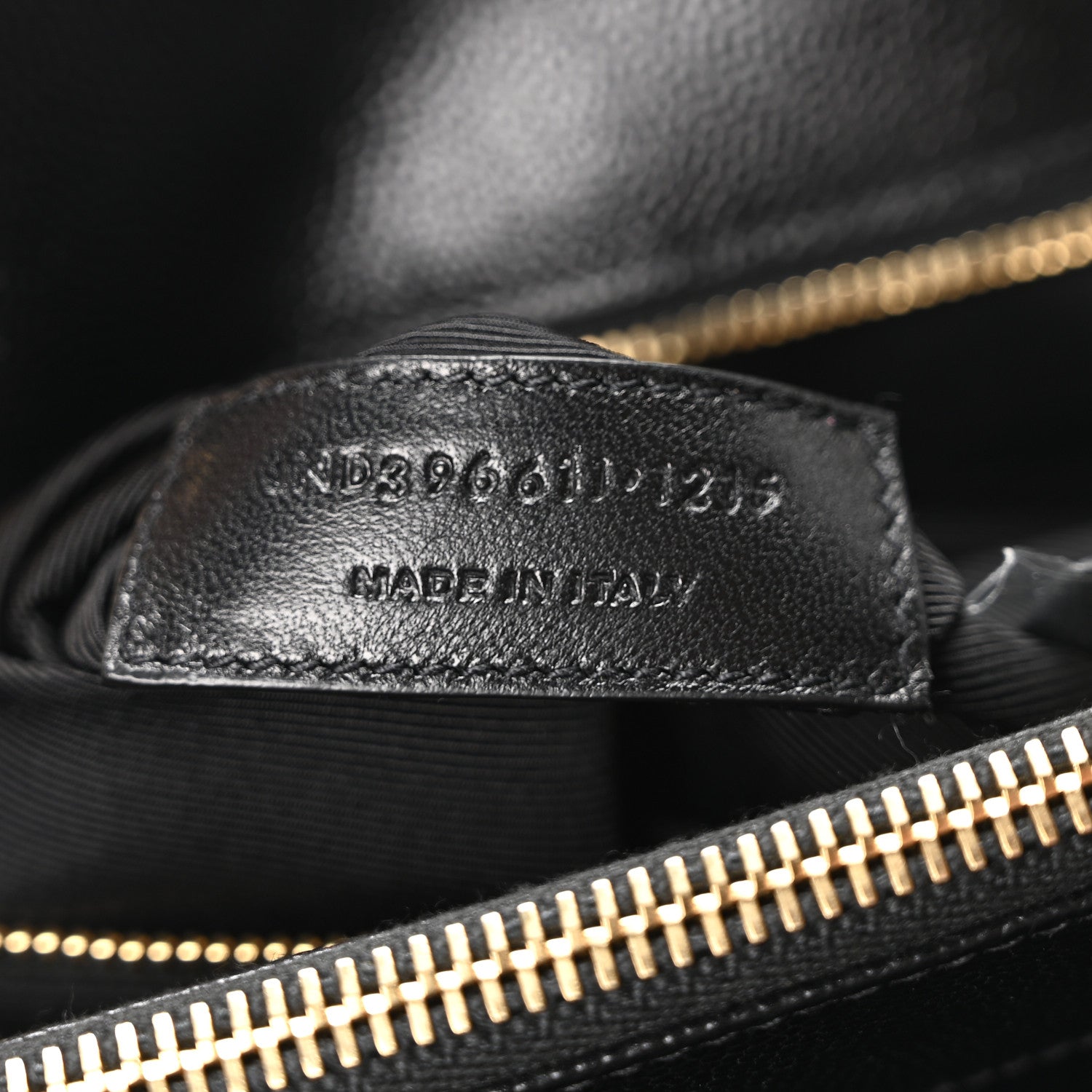 Saint Laurent Grain De Poudre Matelasse Chevron Monogram Shopping Bag Black 7 of 10