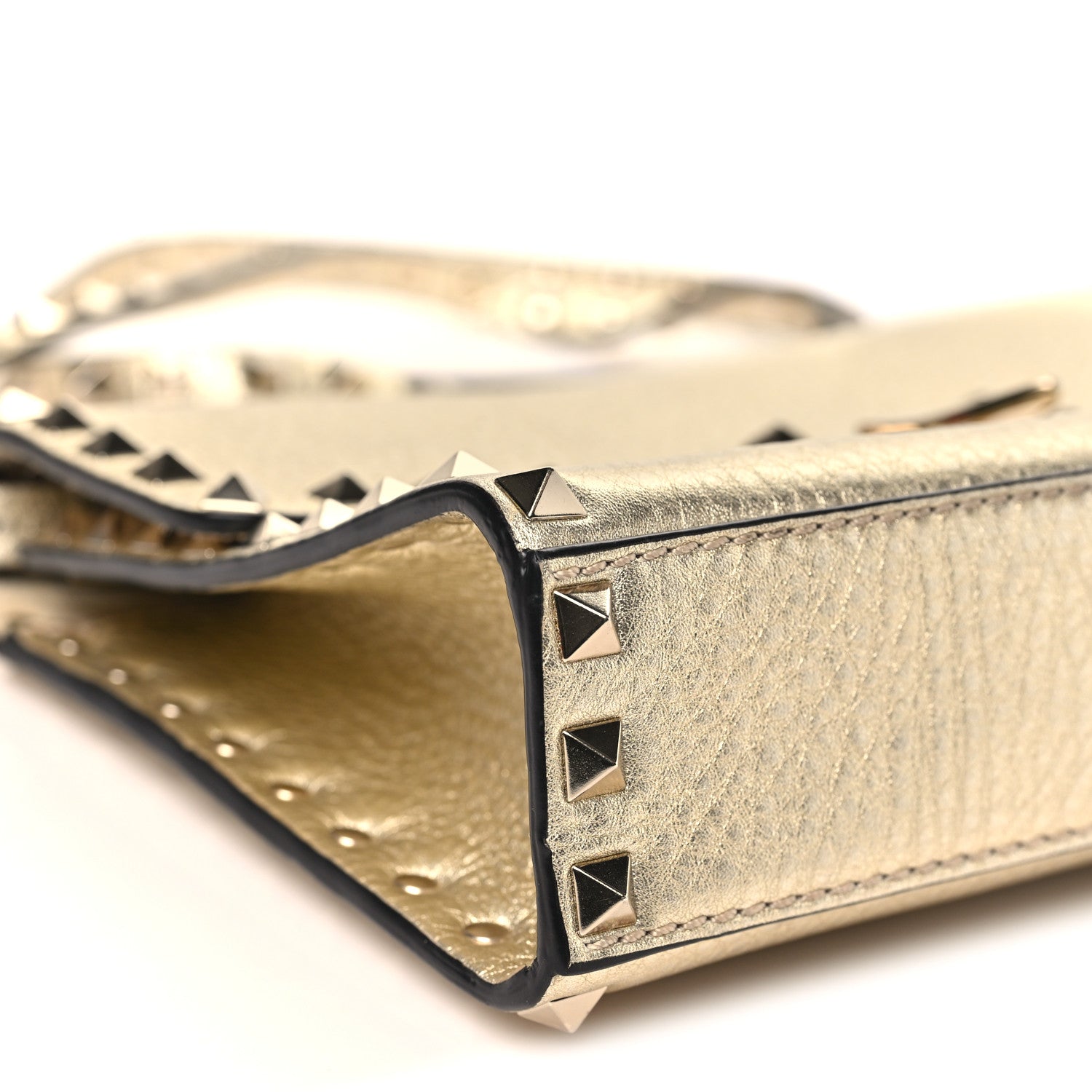 Valentino Garavani Metallic Pebbled Calfskin Medium Rockstud Flip