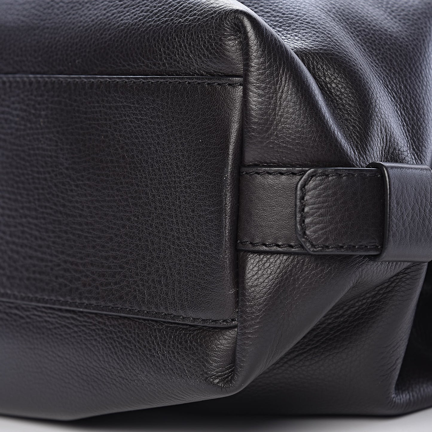 Waxy Grained Calfskin Small Nightingale Black